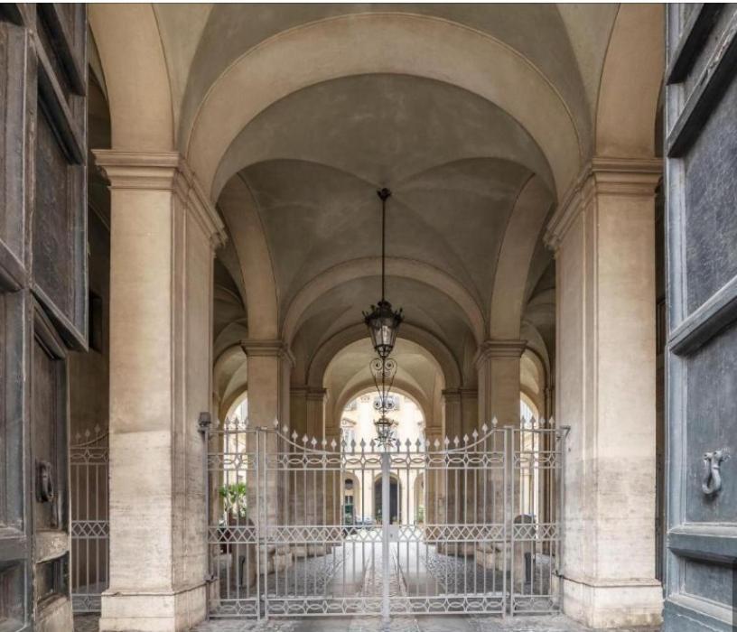 Live - Exclusive Penthouses Apartment *
