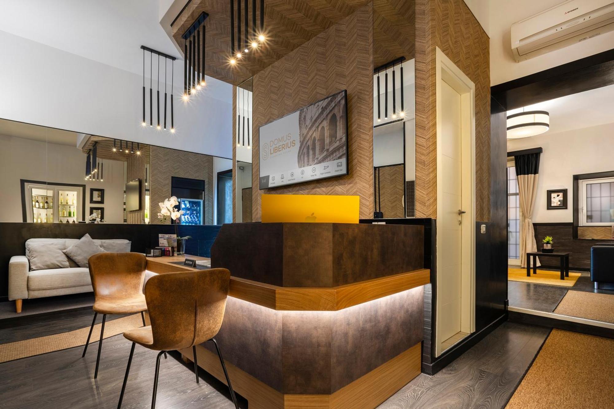 Bed & Breakfast Domus Liberius - Rome