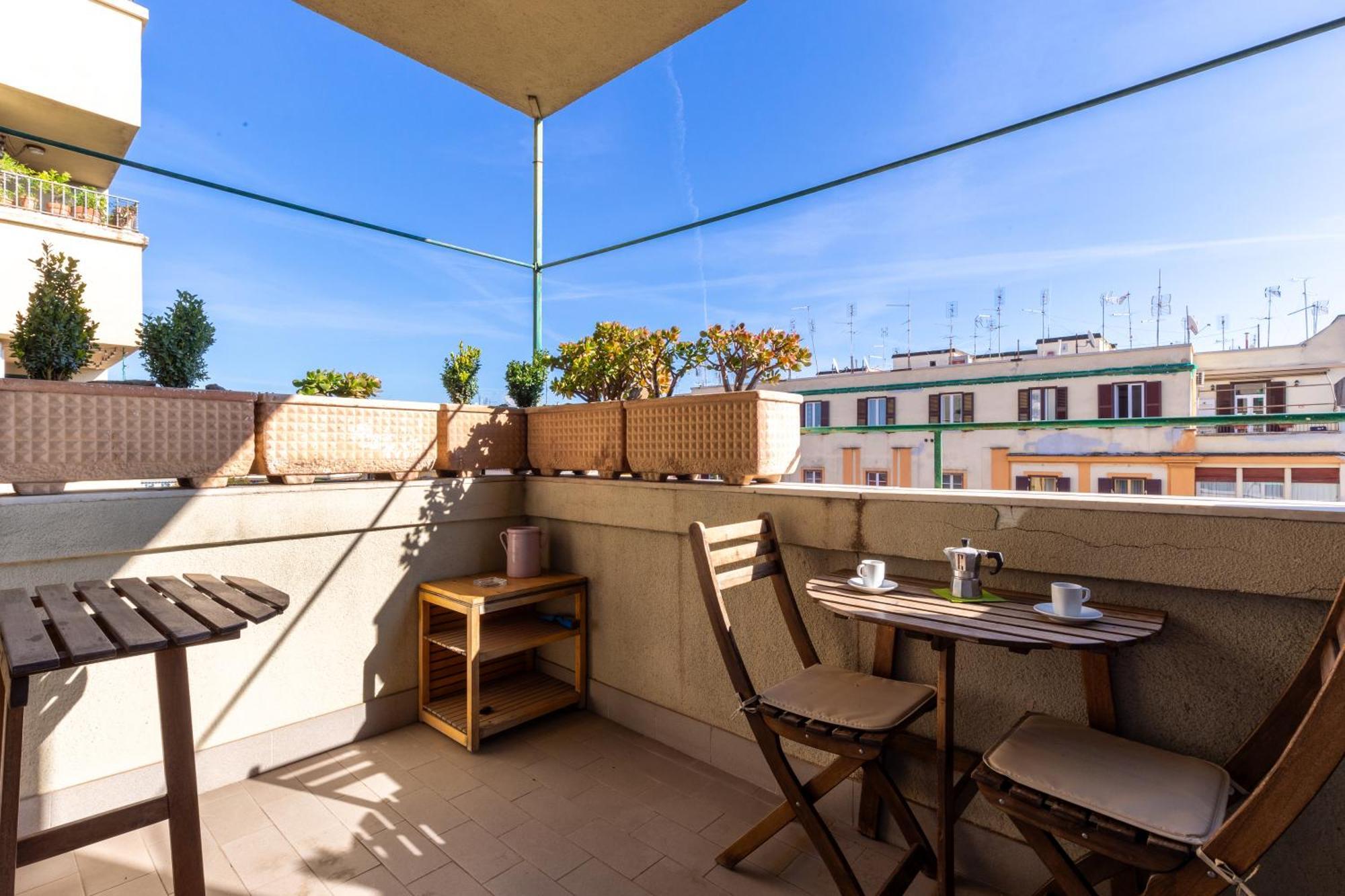 Apartment Sunny Charming 3 Bdr, 3bath Rome