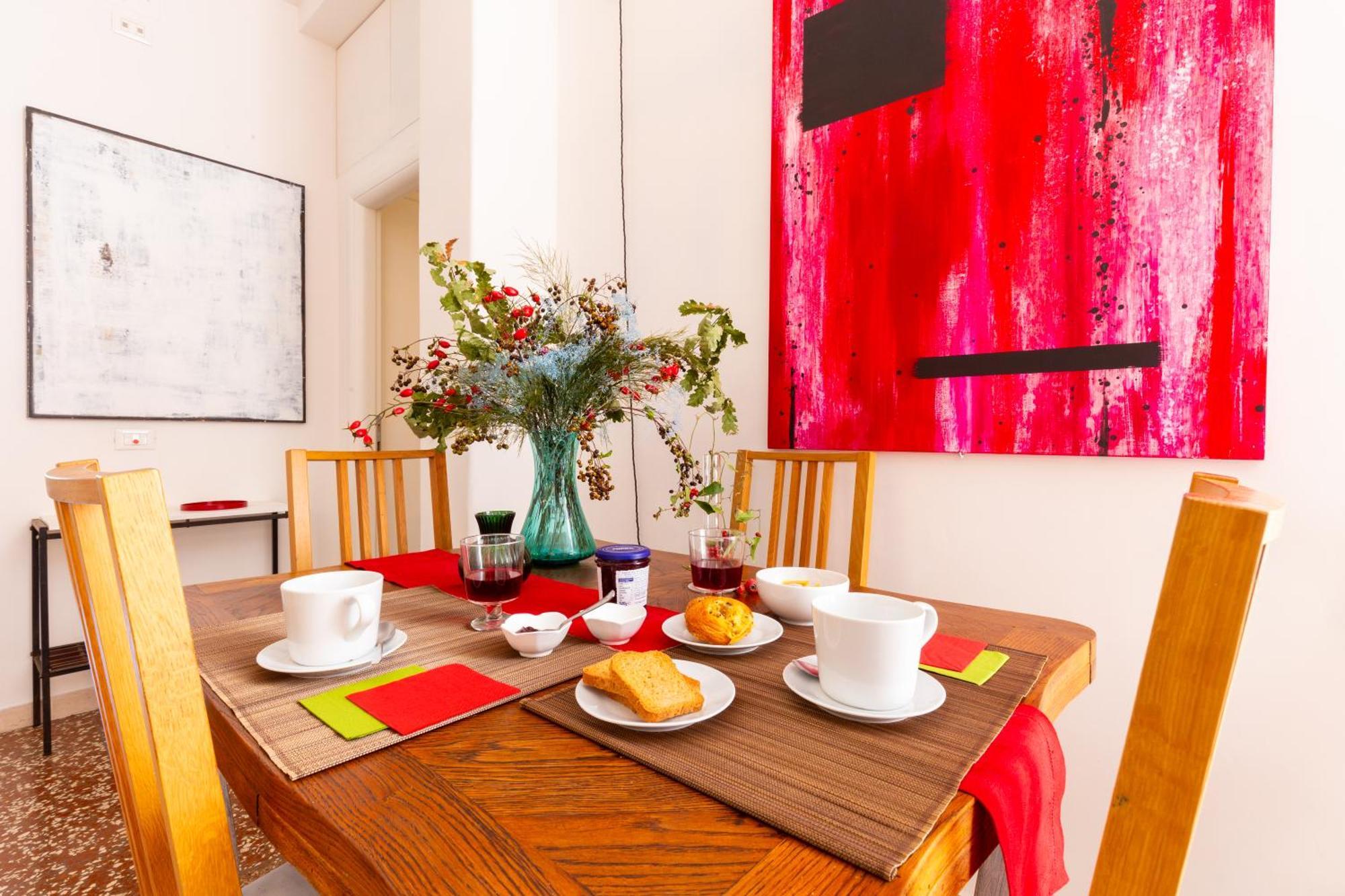 Sunny Charming 3 Bdr, 3bath Rome