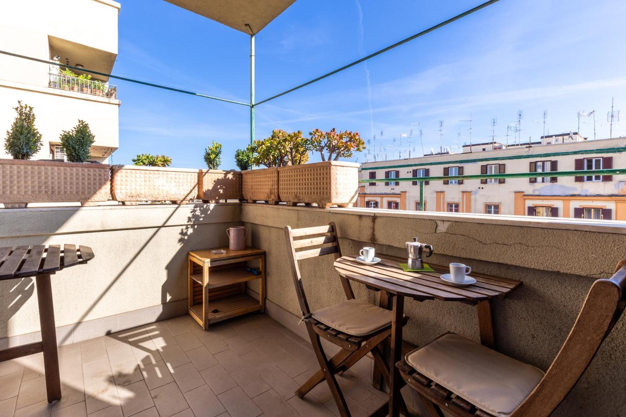Apartment Sunny Charming 3 Bdr, 3bath Rome
