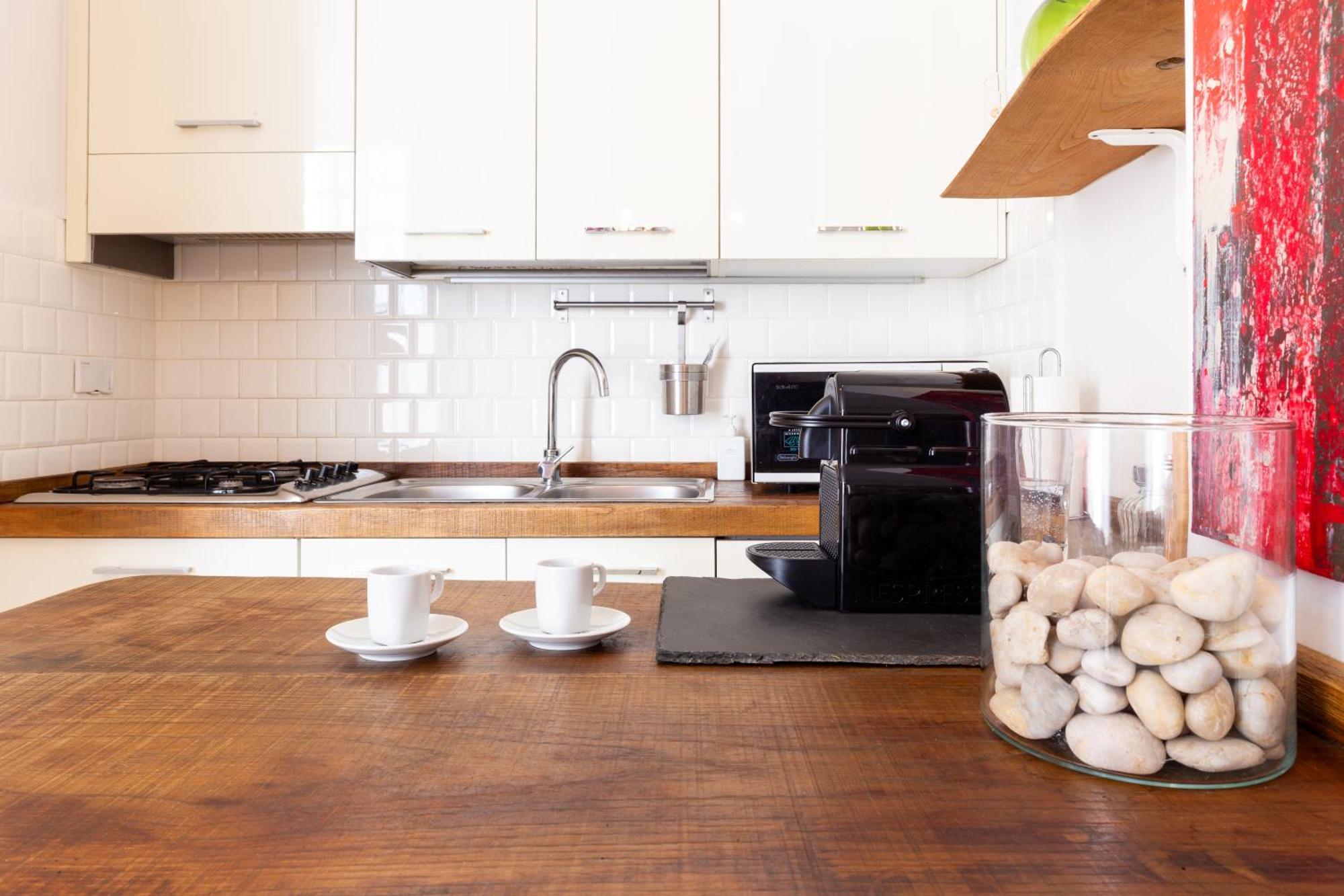 Sunny Charming 3 Bdr, 3bath Rome