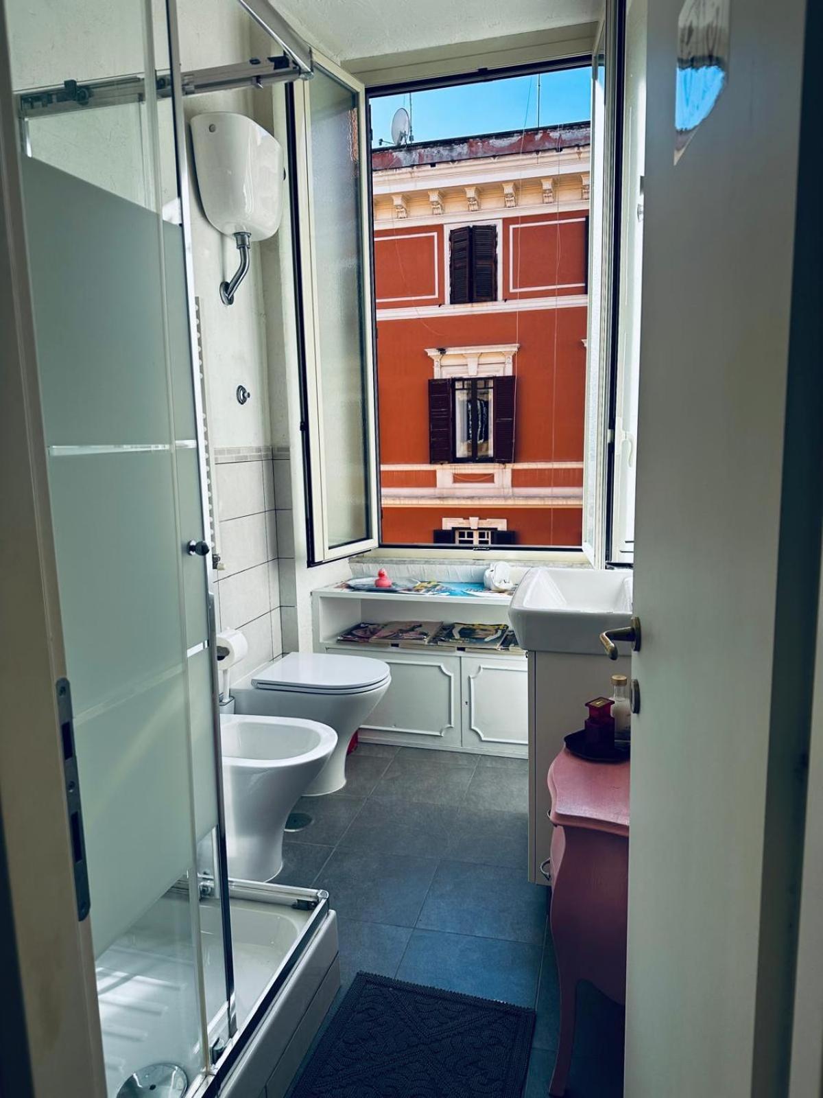 Sweet Vatican Guest house