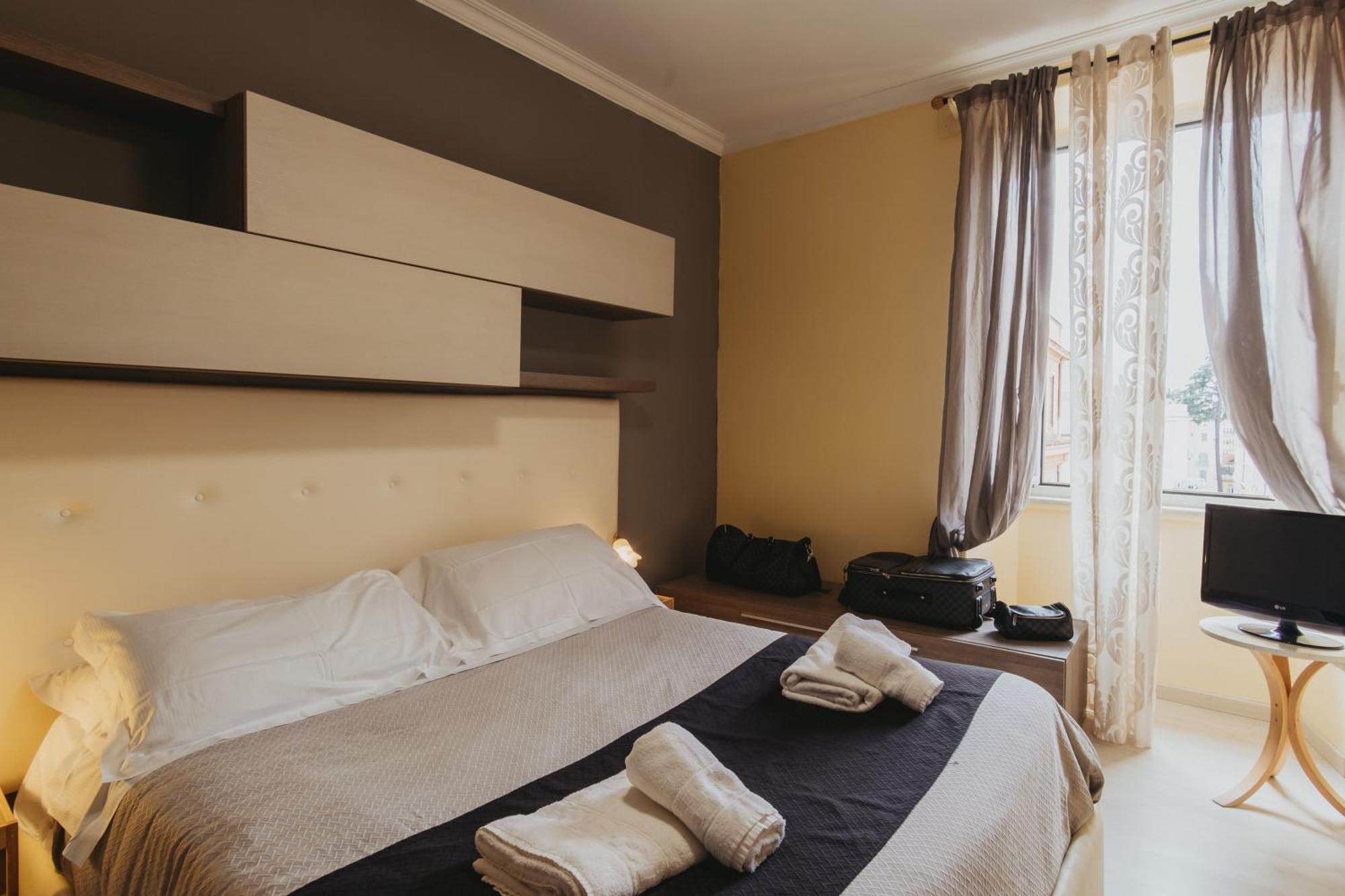 A Fontana Apartment Rome