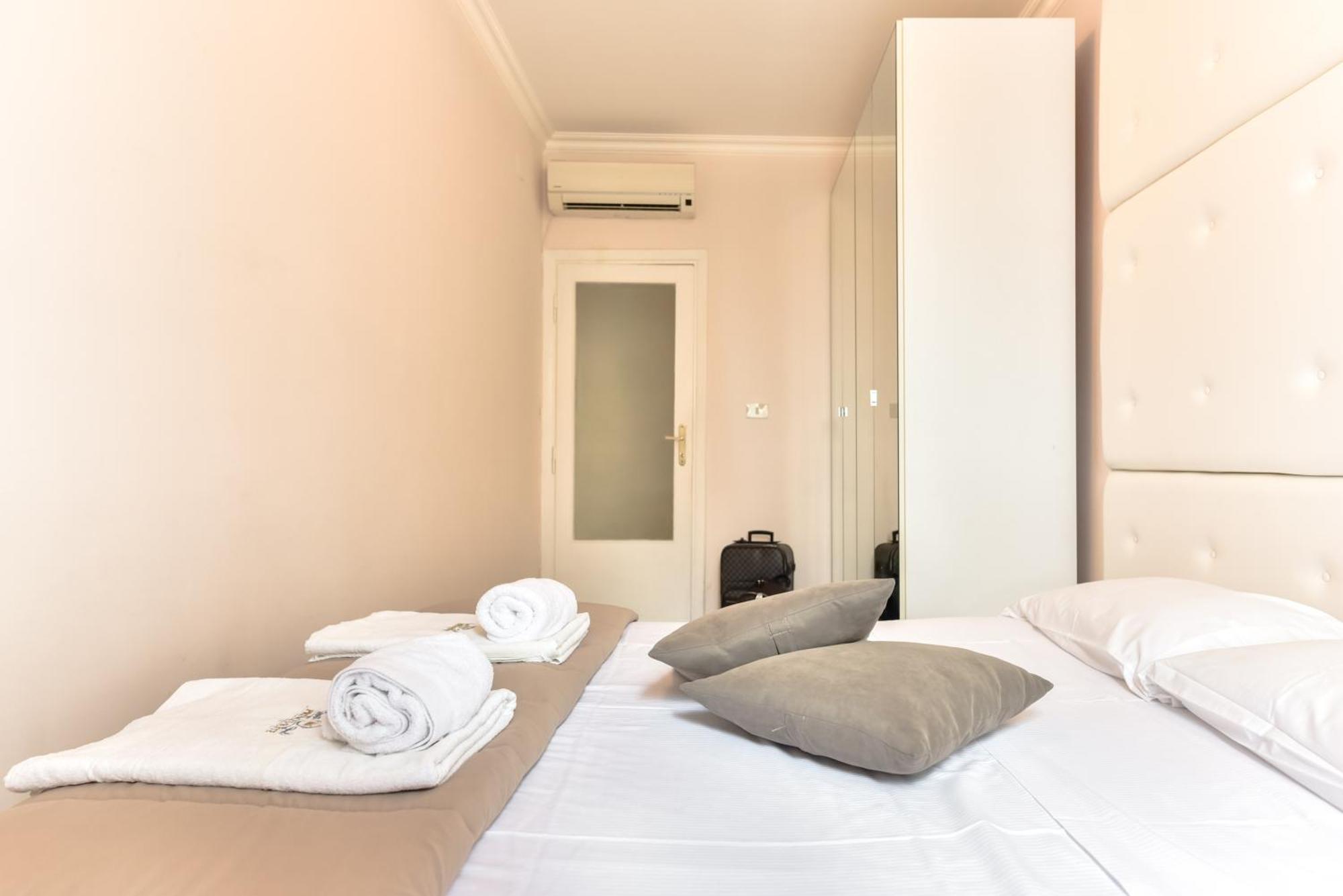 A Fontana Apartment *