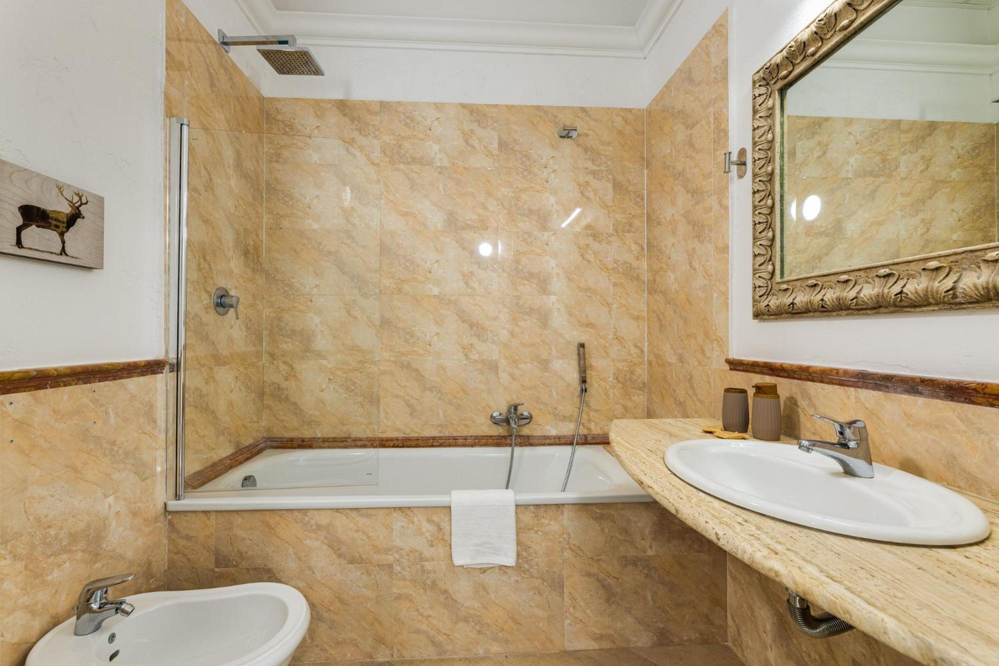 Bed & Breakfast Via Veneto - Dolce Alcova *