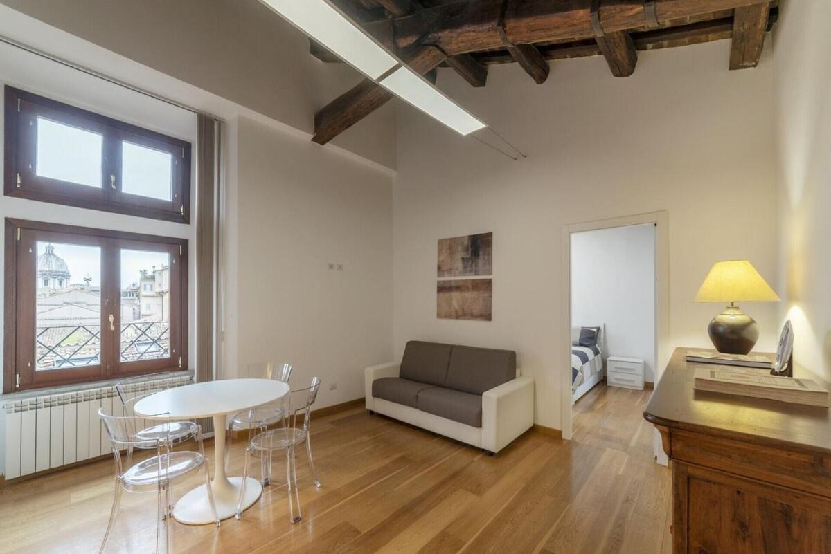 Live - Exclusive Penthouses *