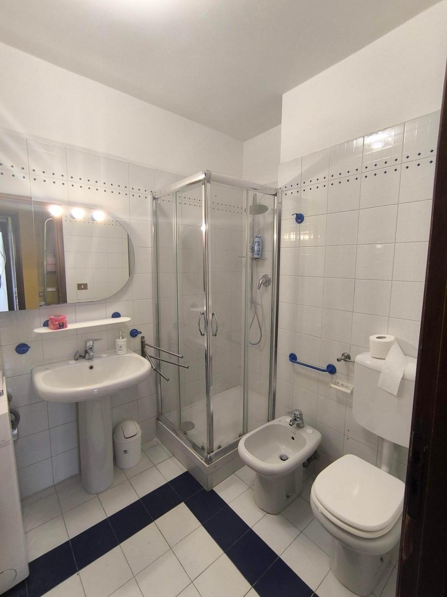 Domus Laurentina - Vicinanze Cecchignola E Metropolitana Rome