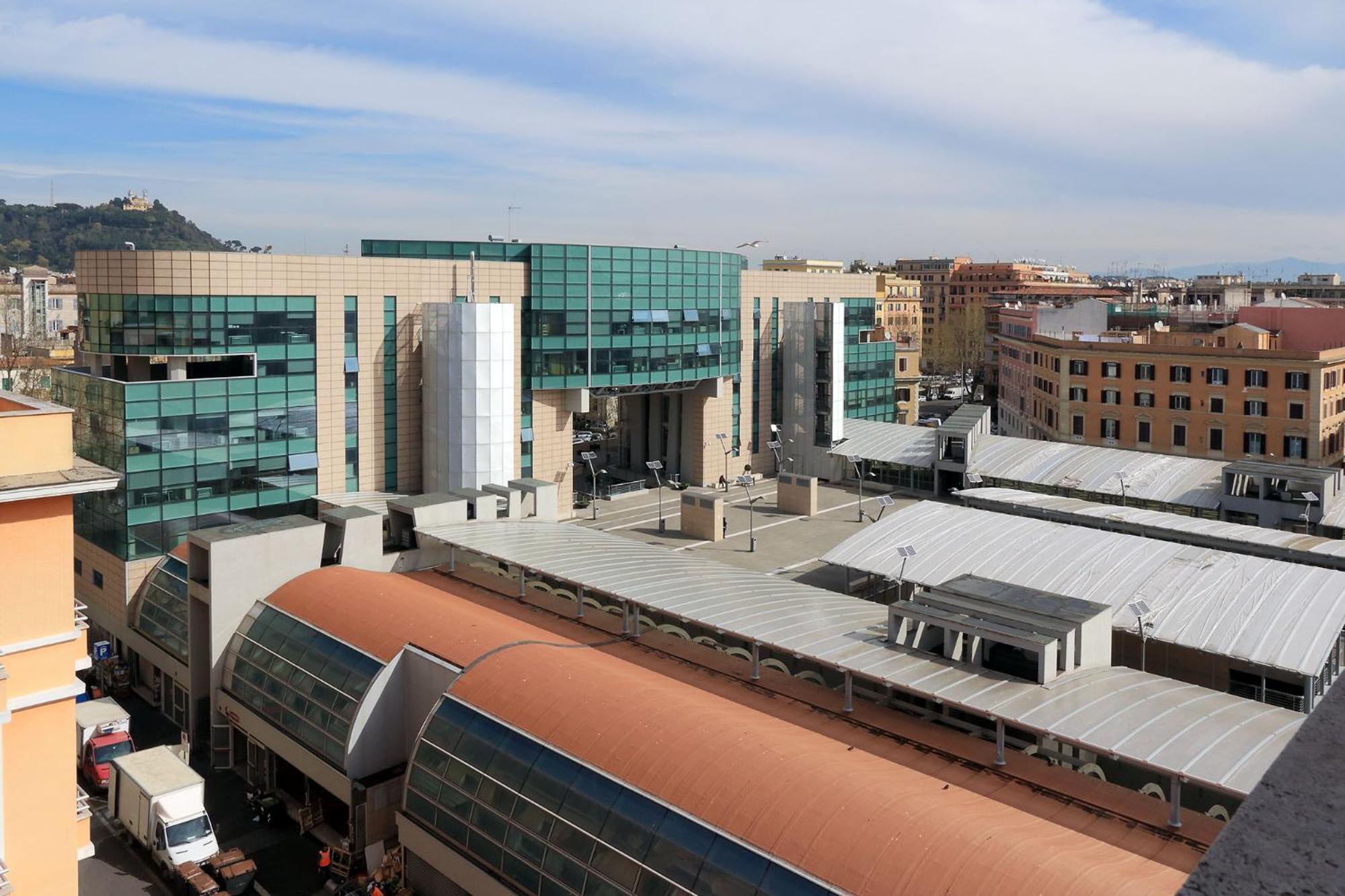 Bright Vatican 2 Bedroom *