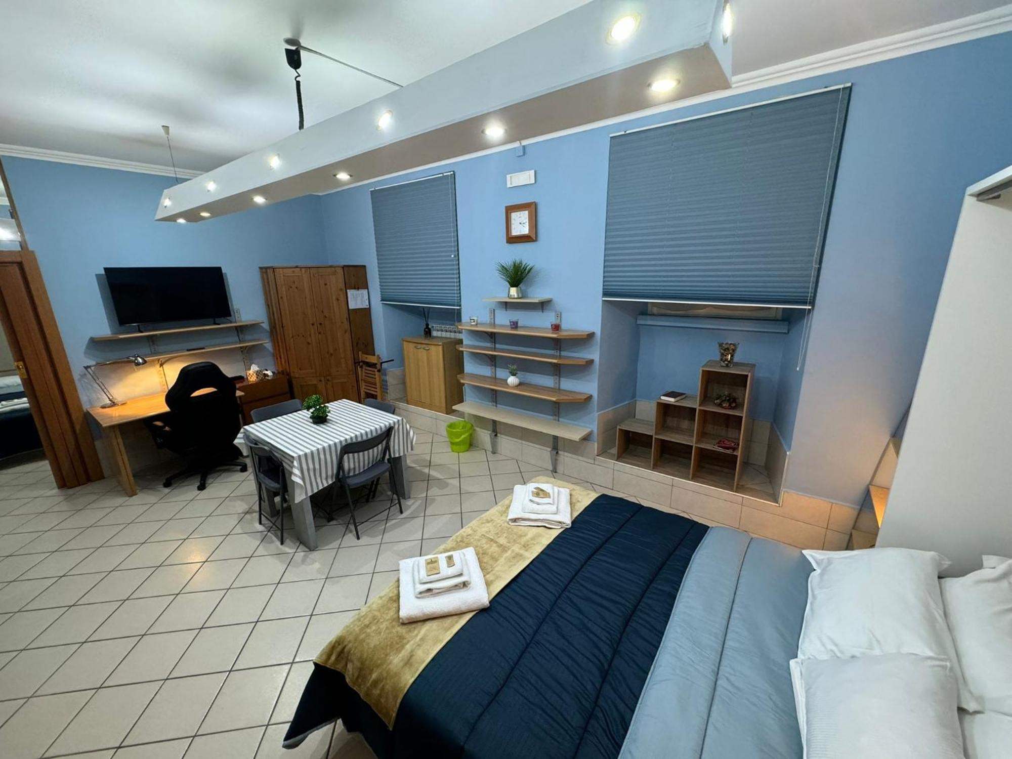 Charming Hideaway In P R A T I Near Piazza Clodio Apartment