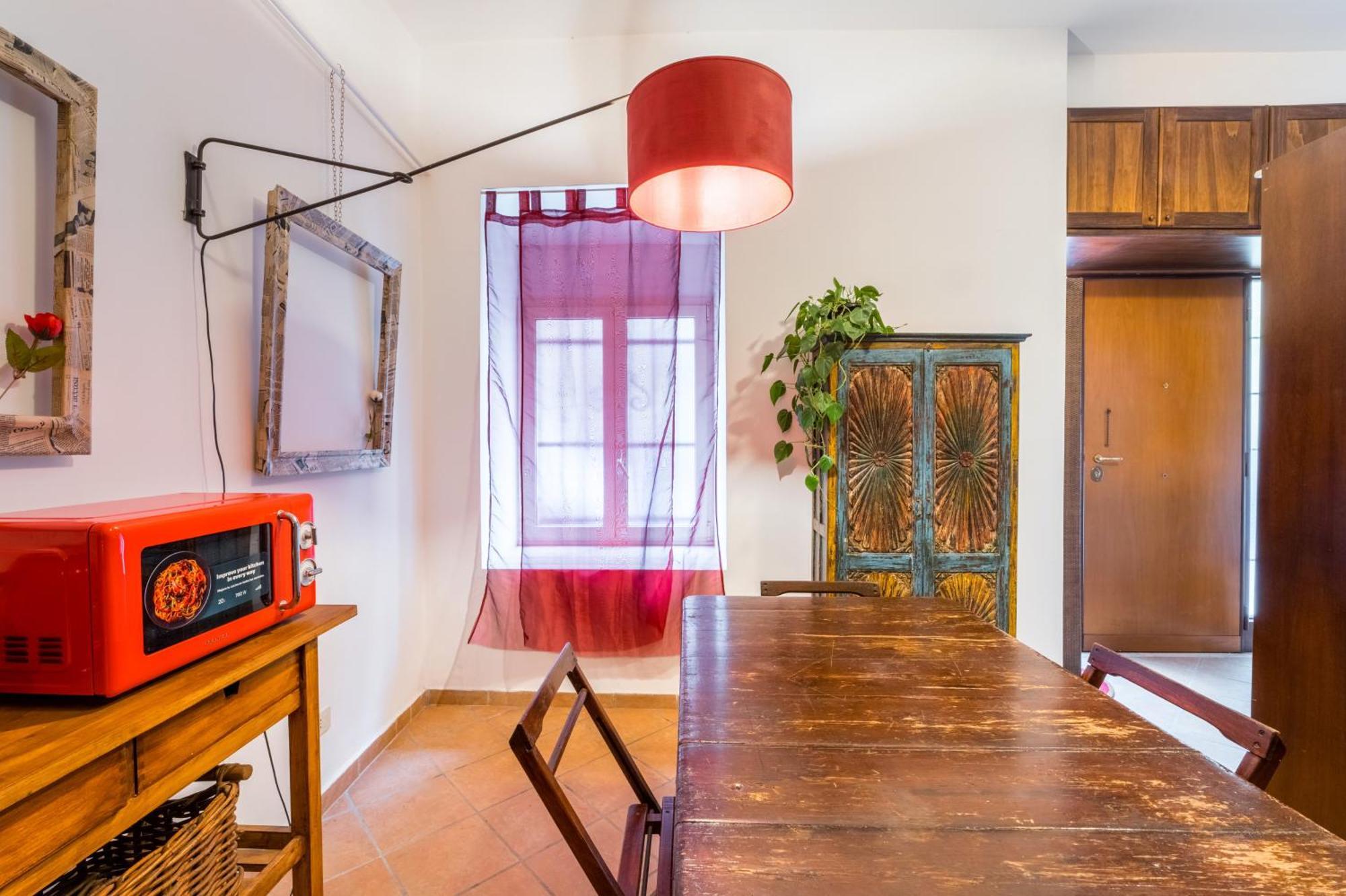 Apartment Atelier Colosseo, A Few Step From The Famous Arena