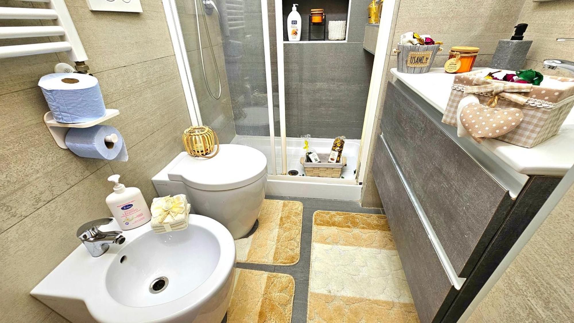 Bed & Breakfast A Casa Simpatia Roma - Free Parking If You Book 4 Nights