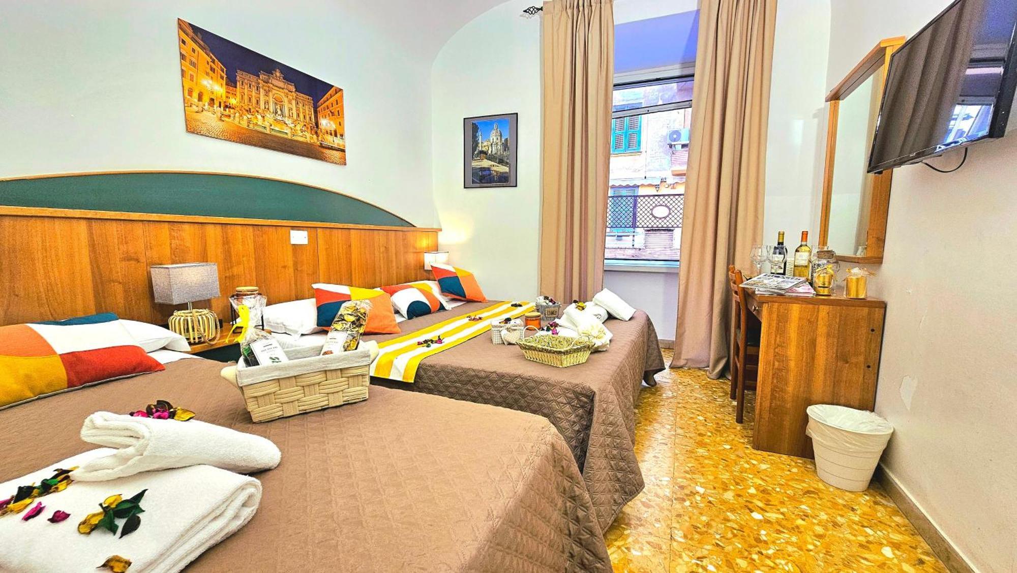 A Casa Simpatia Roma - Free Parking If You Book 4 Nights Rome