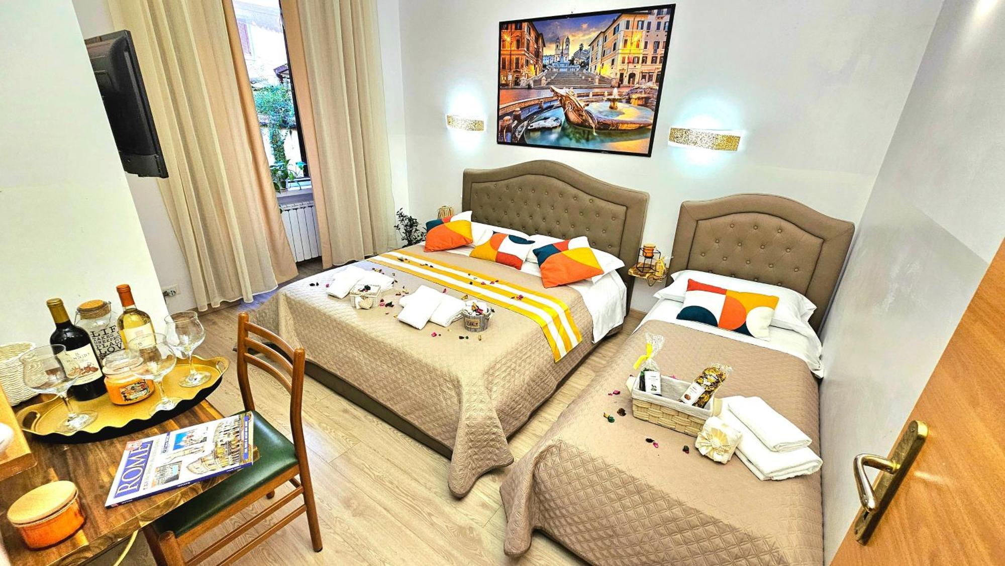 A Casa Simpatia Roma - Free Parking If You Book 4 Nights Bed & Breakfast Rome