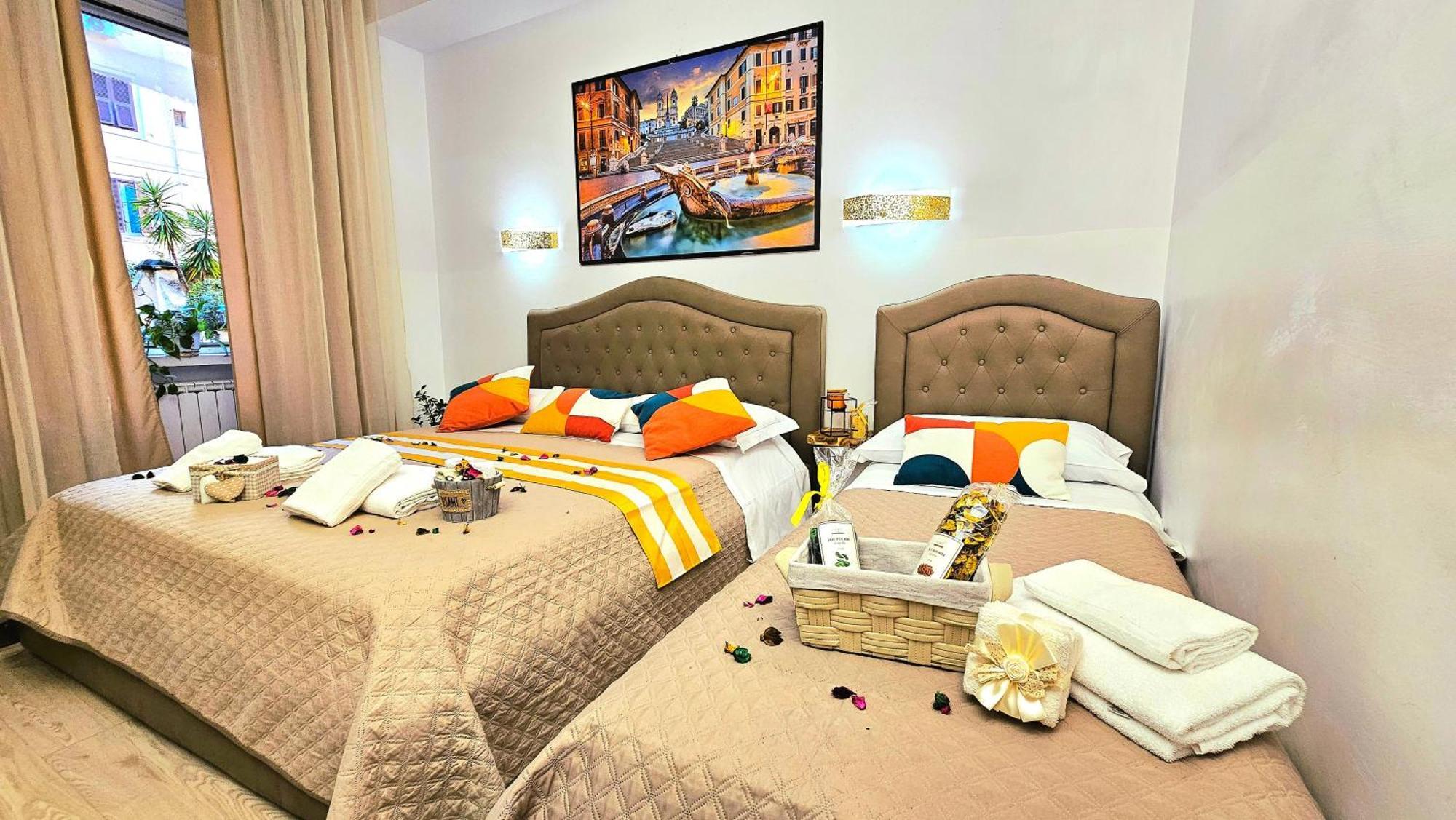 A Casa Simpatia Roma - Free Parking If You Book 4 Nights Bed & Breakfast Rome