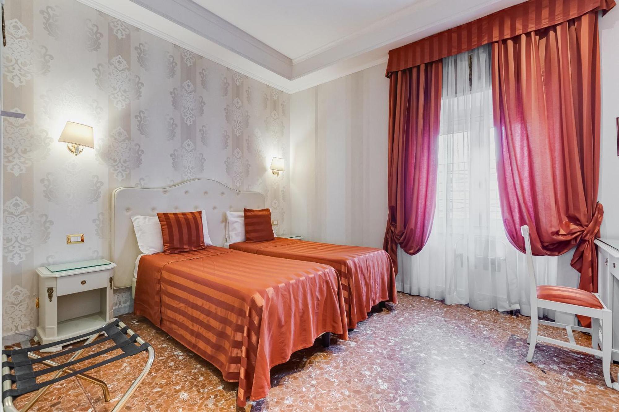 Navona Queen Rooftop Guest house Rome