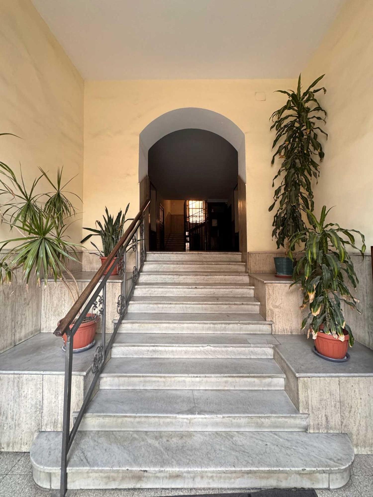 Piramide 2 Bedrooms & 2 Bathrooms Apartment Rome