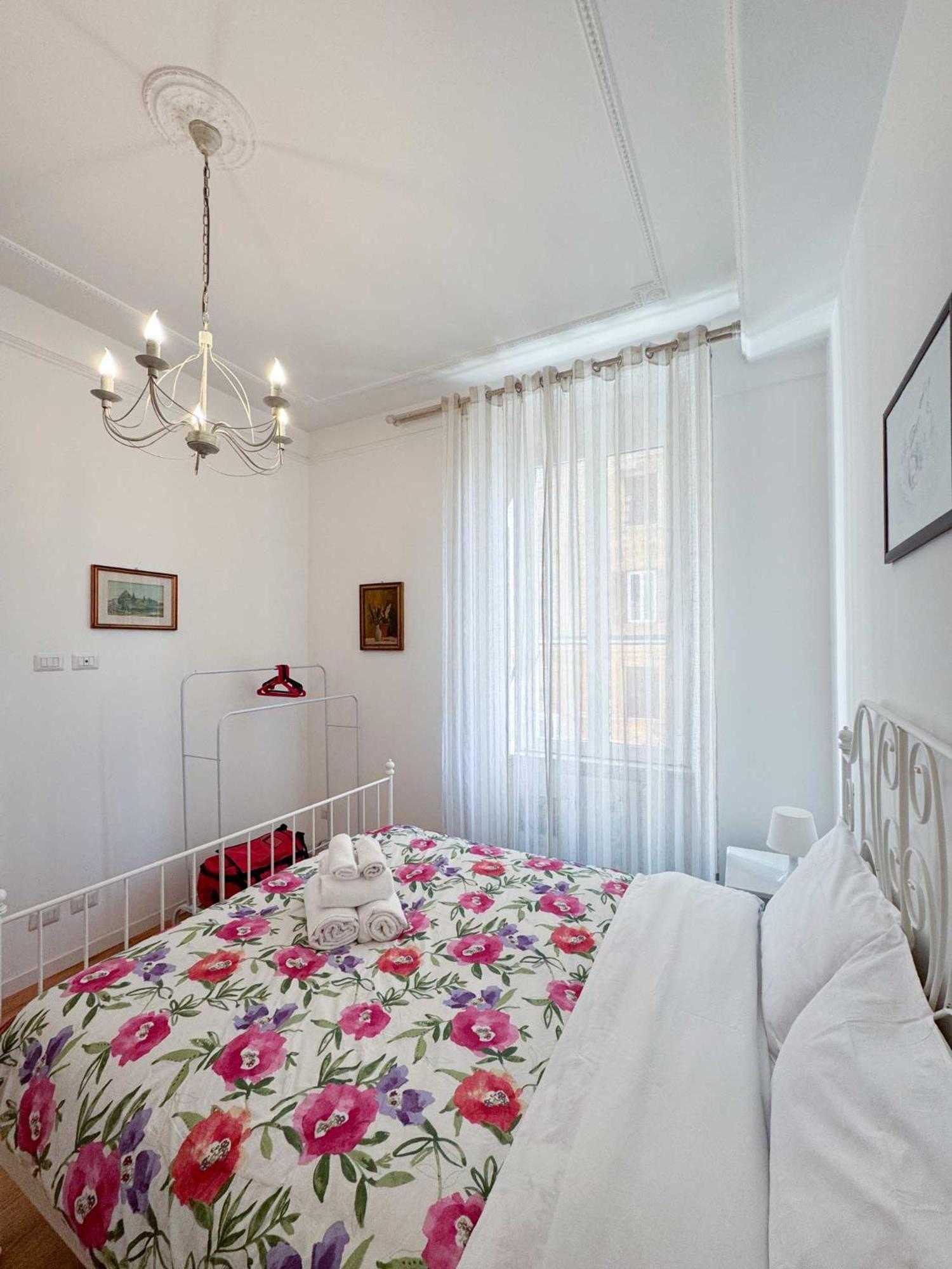 Piramide 2 Bedrooms & 2 Bathrooms