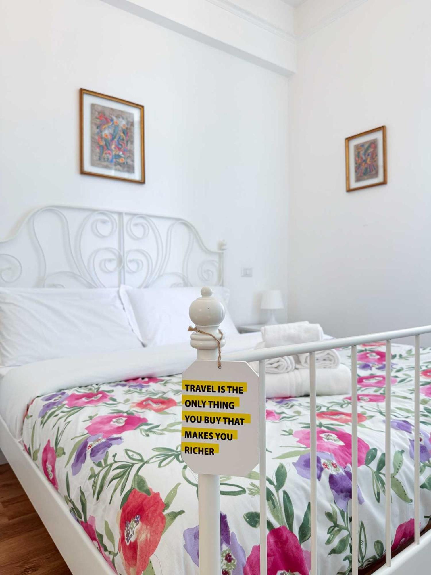 Piramide 2 Bedrooms & 2 Bathrooms Apartment Rome