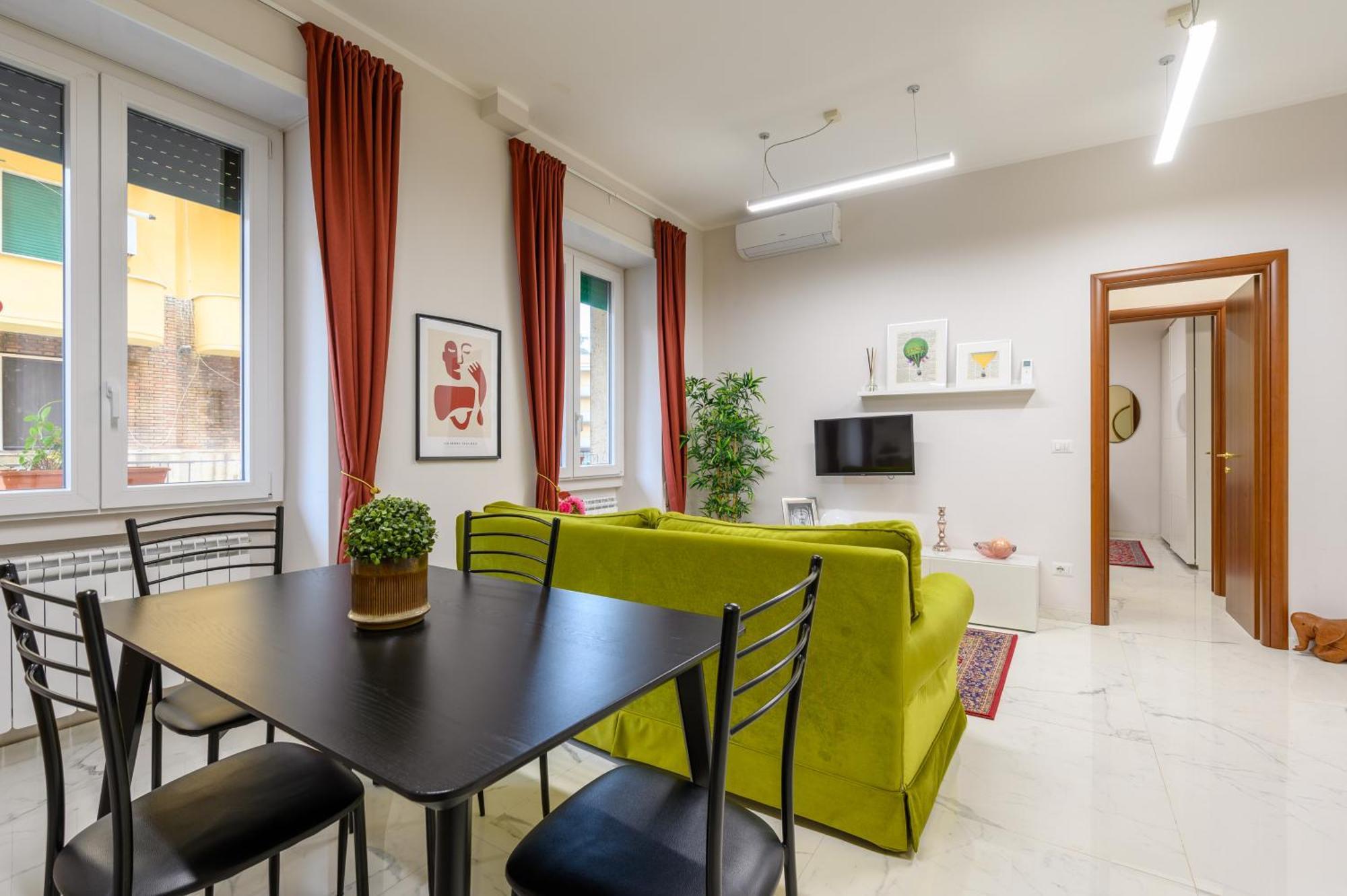 Luxury Re Di * Roma