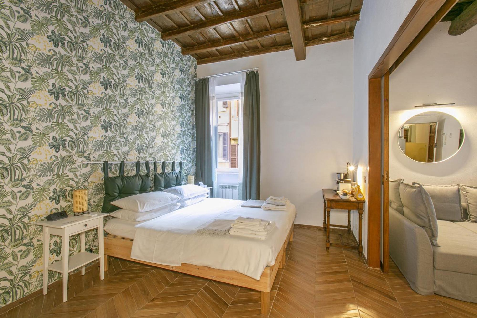 Appartamento Trevi Little Palace #4 *