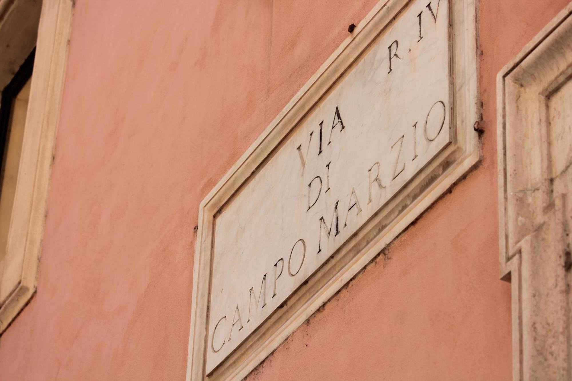 Apartment Sweet Lucina Rome