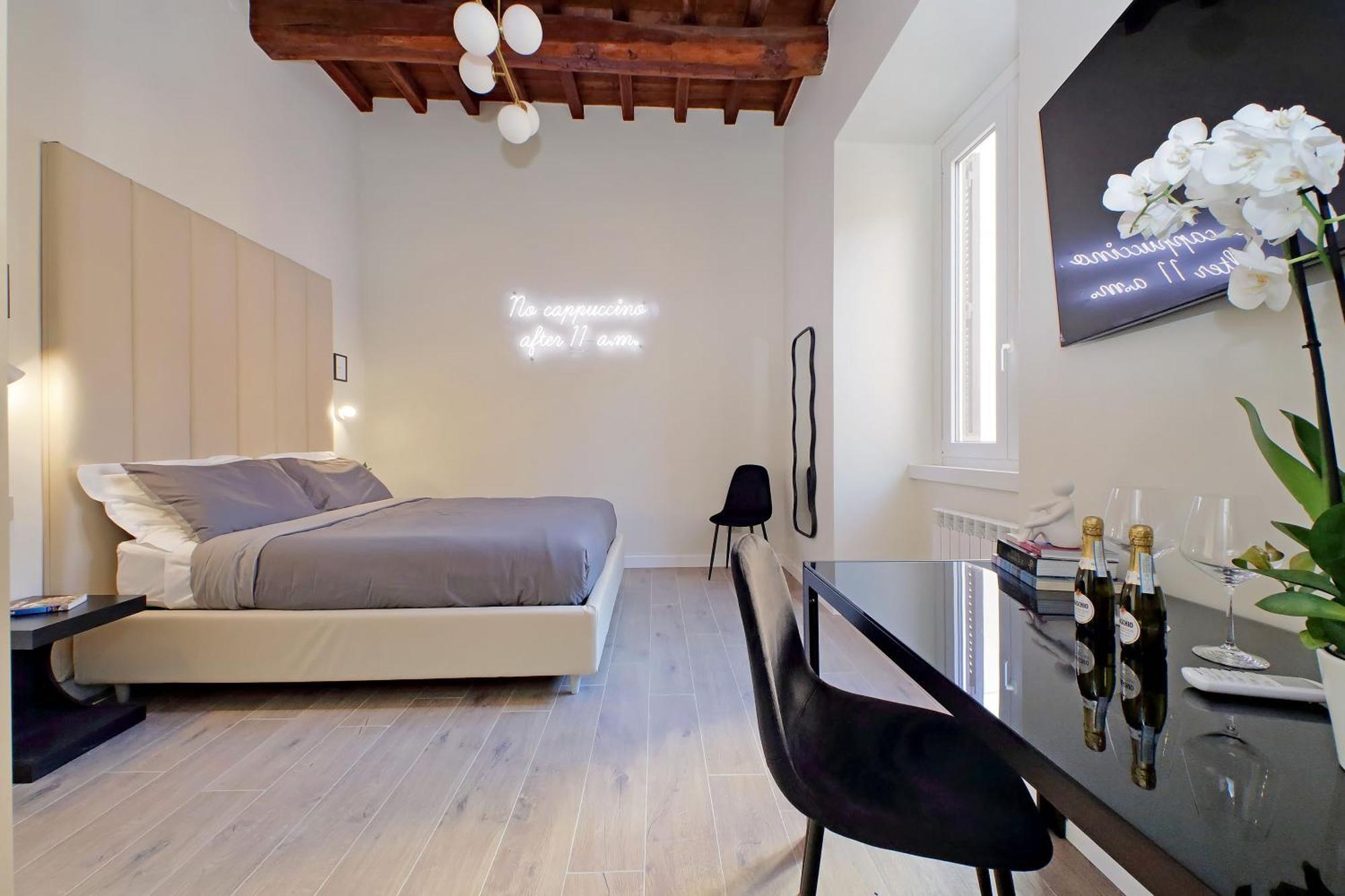 Sweet Lucina Apartment Rome