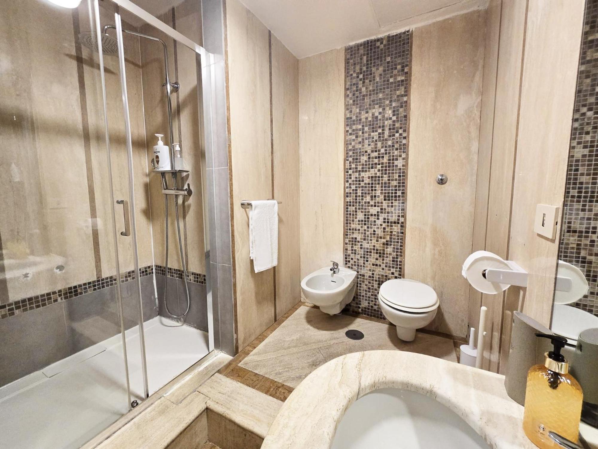 Guest house Myomax