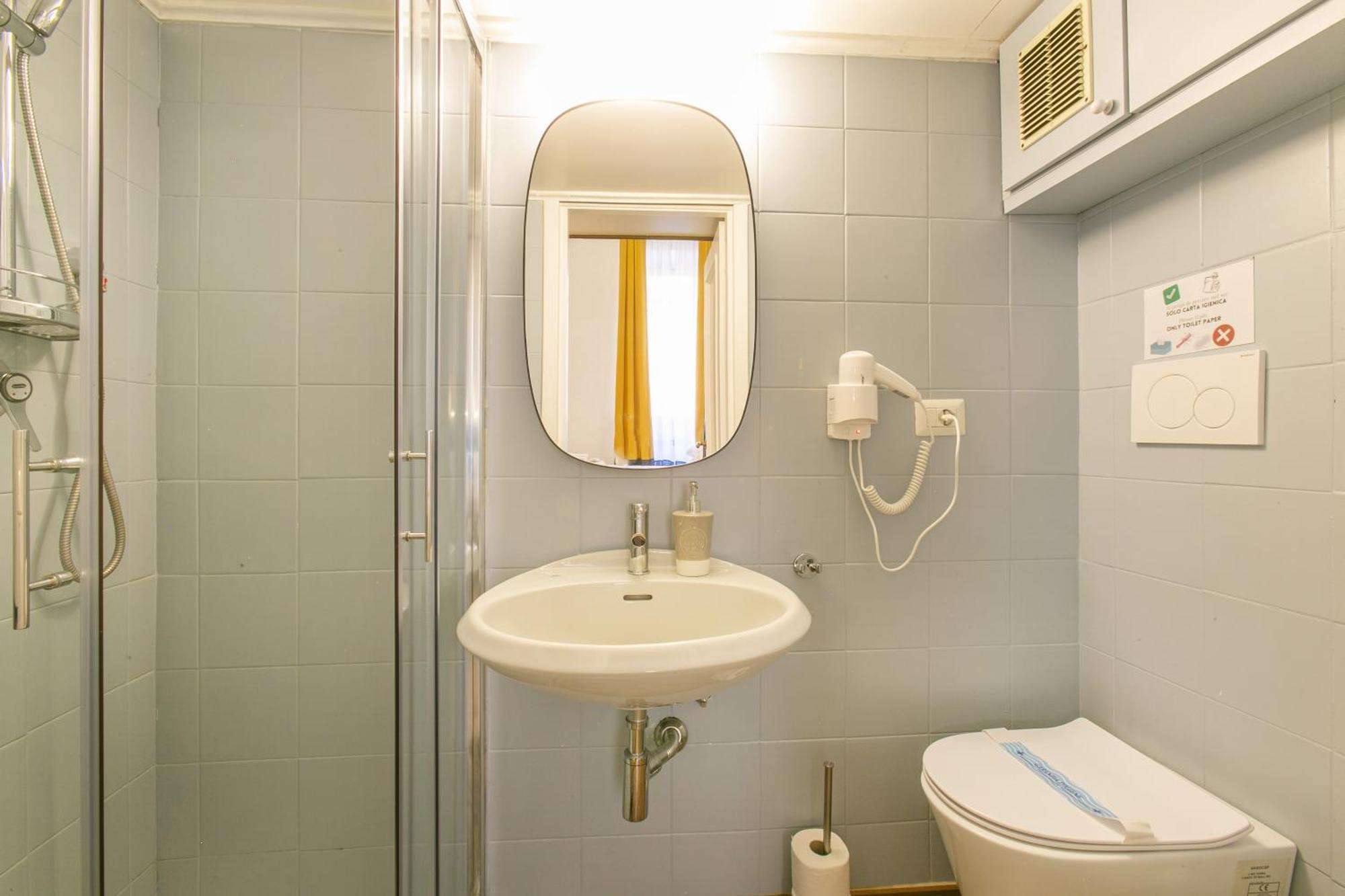 Apartment Trevi Little Palace #2 Rome