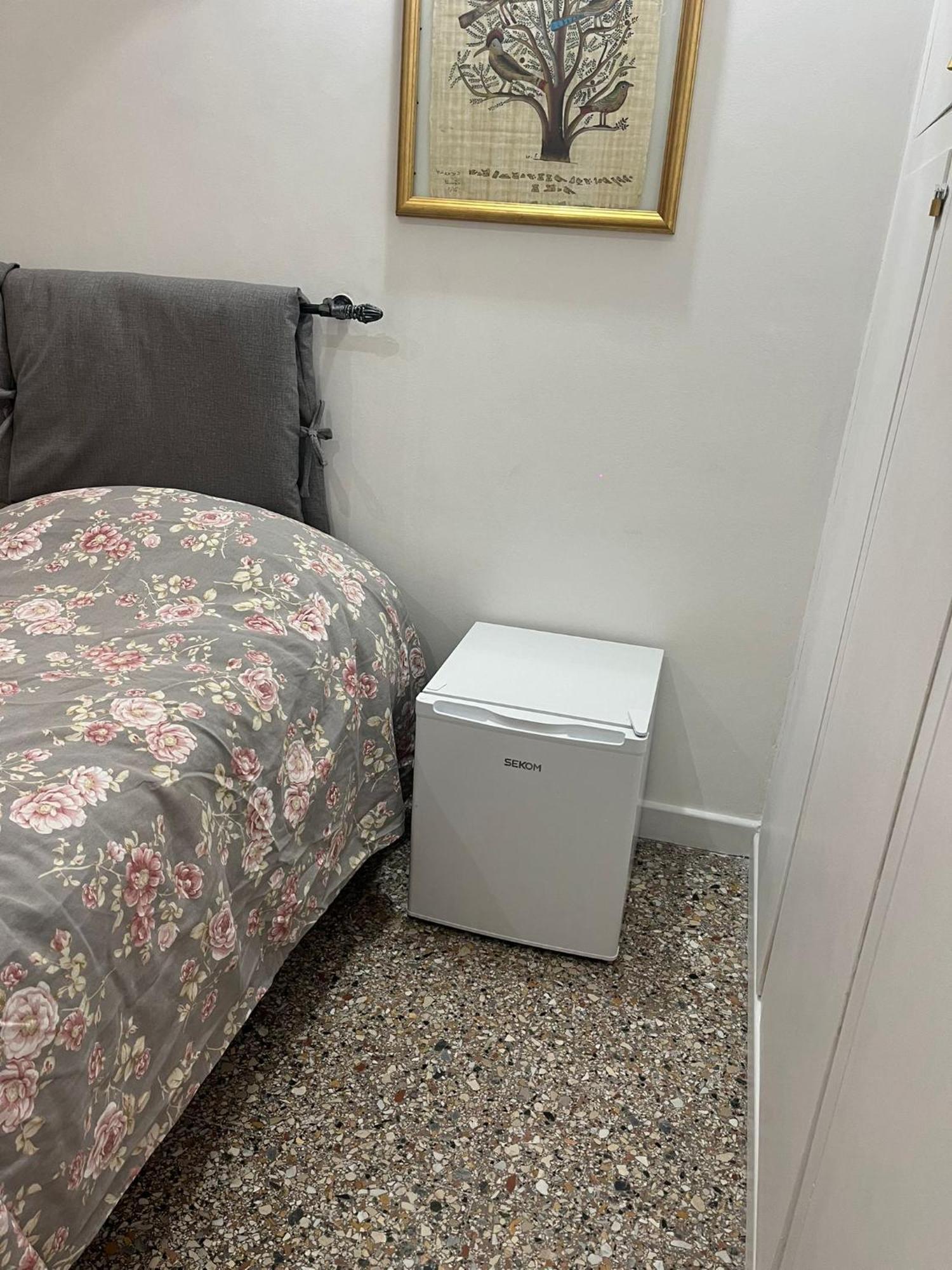 Stanza Con Ottima Posizione Guest house