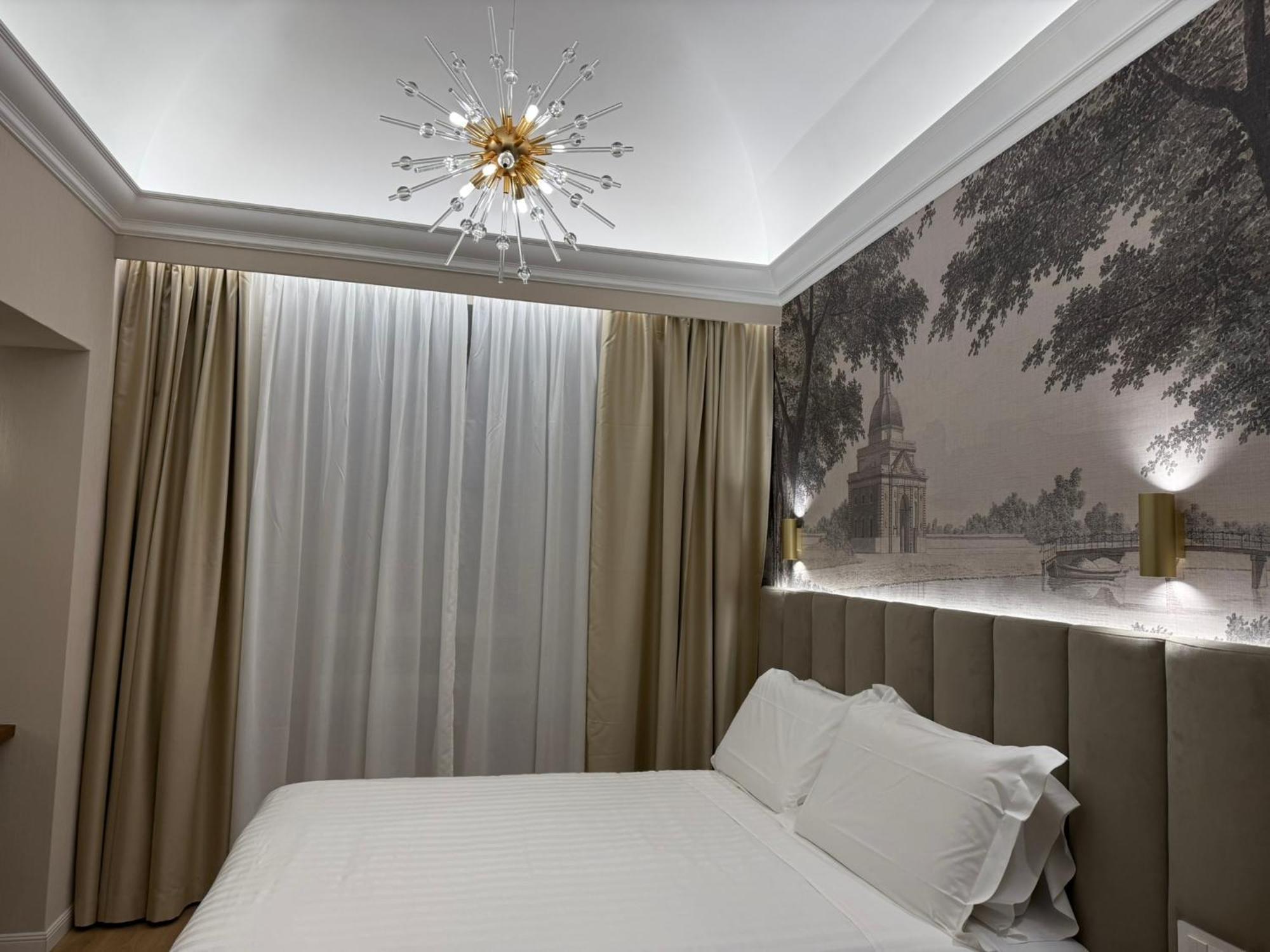 Lumi Hotel Rome