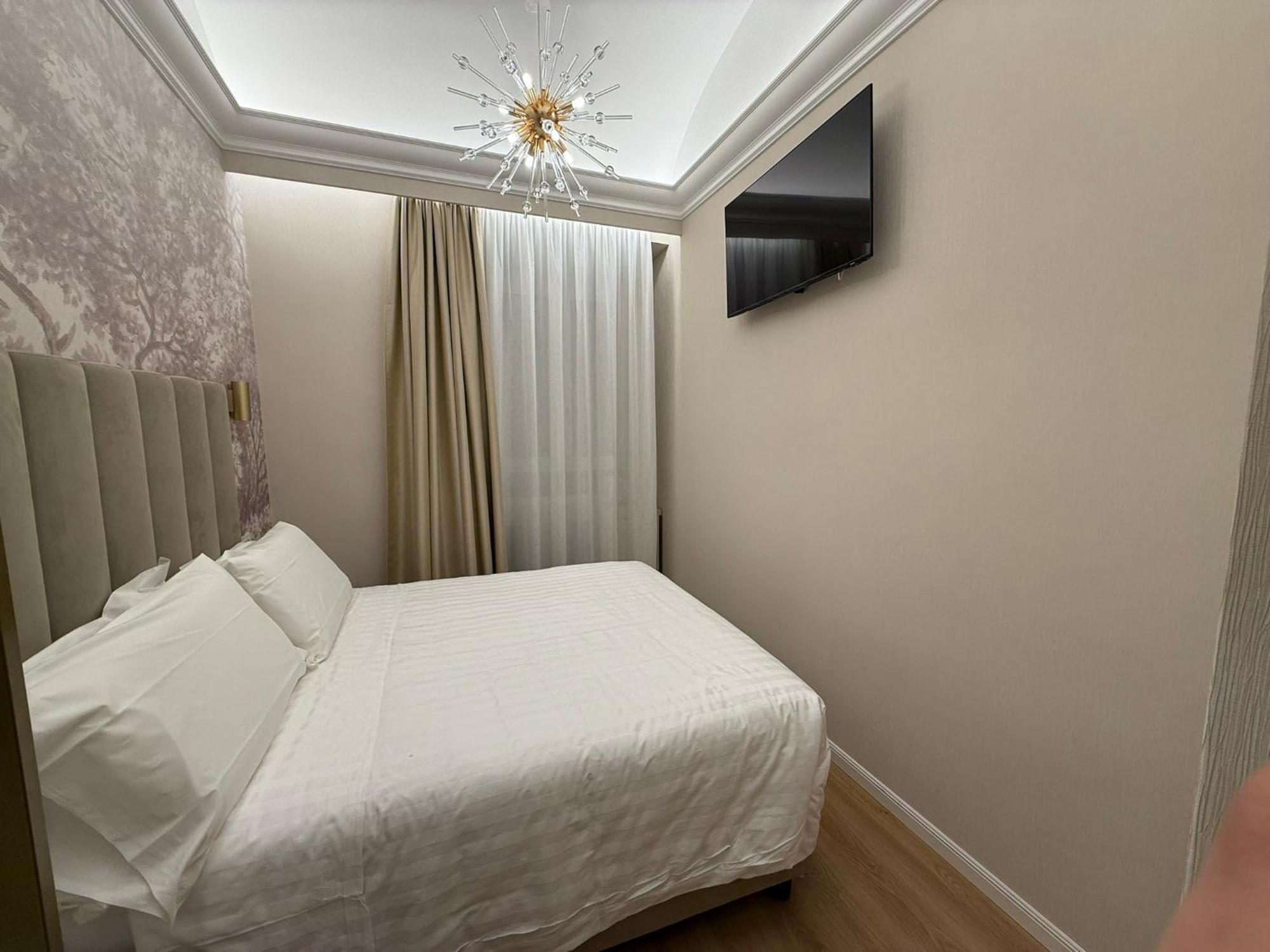 Lumi Hotel Rome