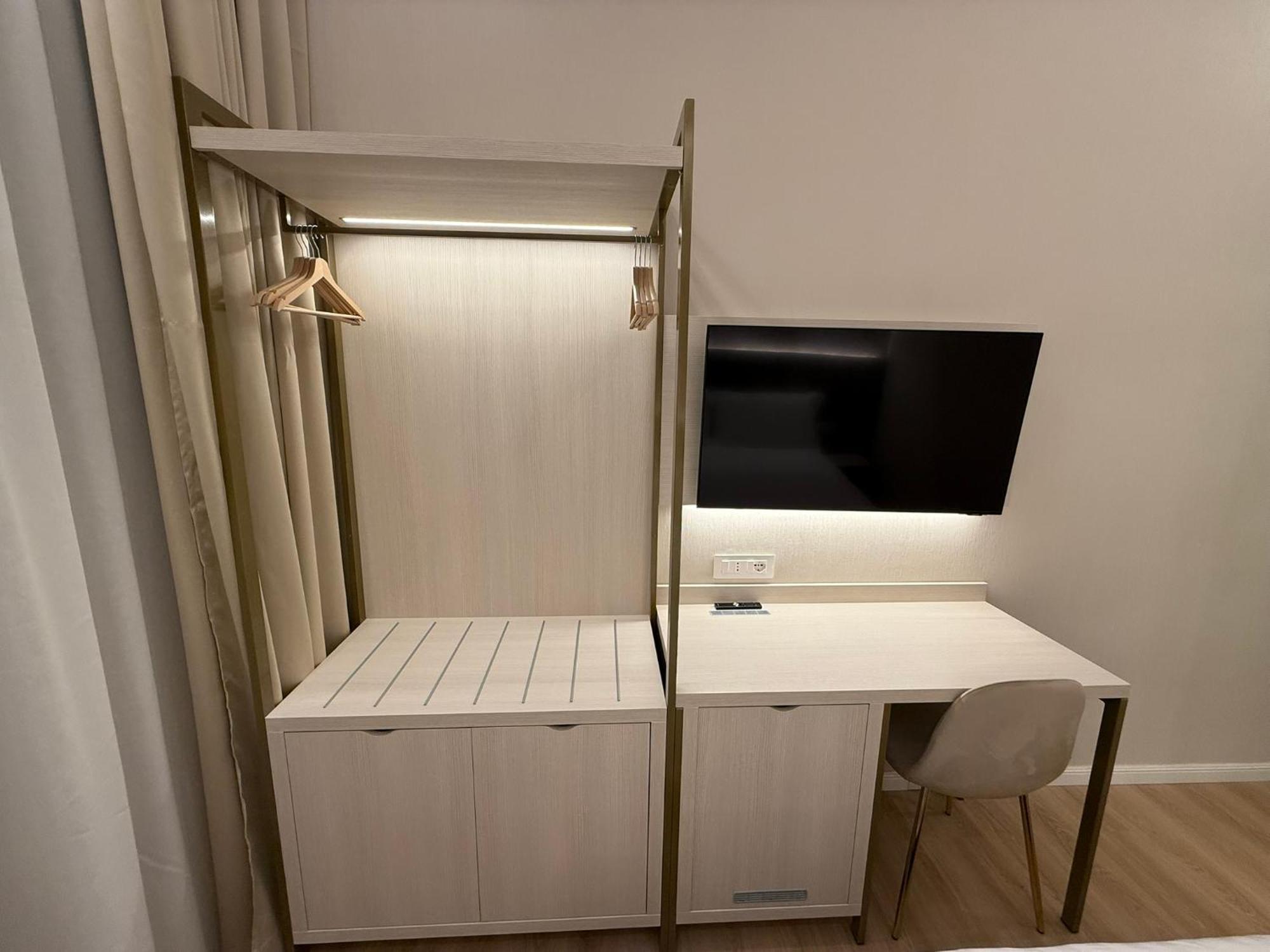 Lumi Hotel Rome