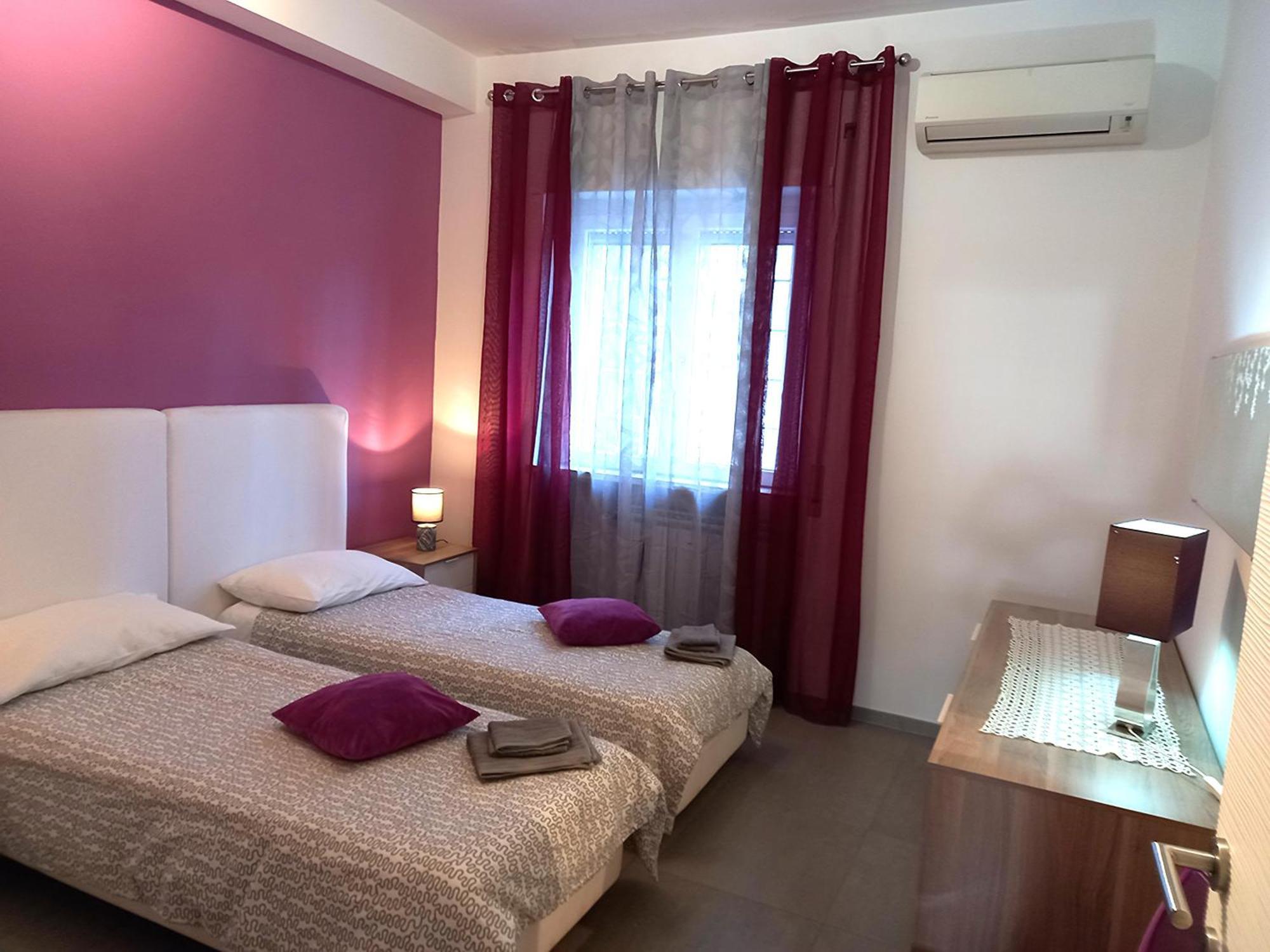 Lungotevere Holidays * Rome