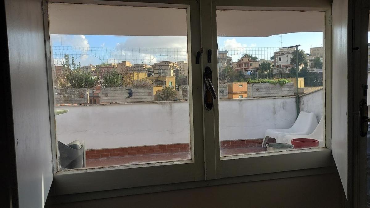 Cozy Mansarda Front Metro Comfort And Beautiful View Rome