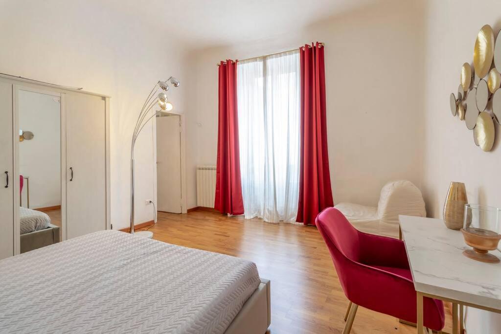Apartment 2 Minutes From The Colosseum - Luxury Rome