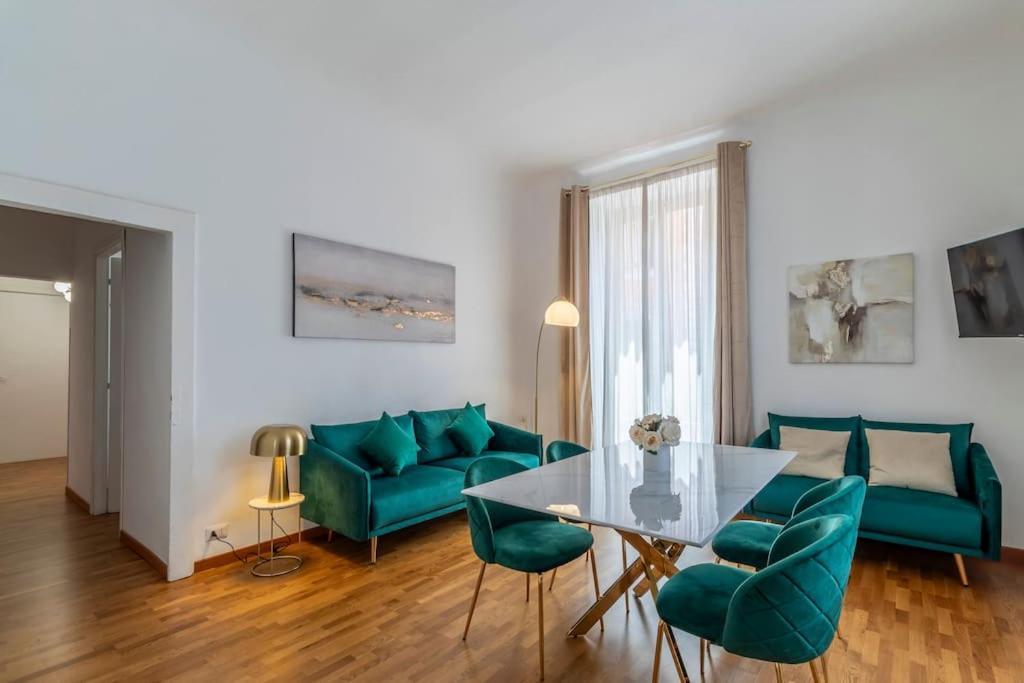 2 Minutes From The Colosseum - Luxury * Rome