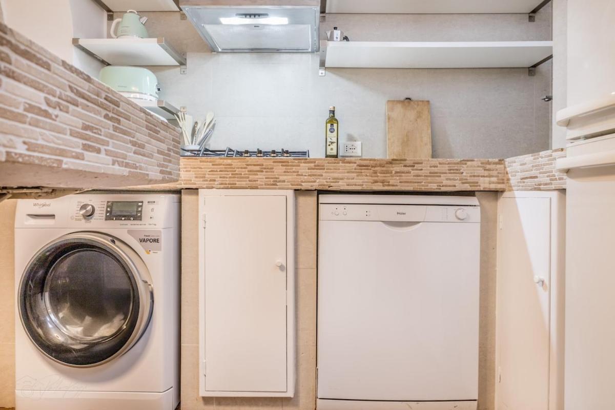 Design And Cozy In Trastevere Apartment