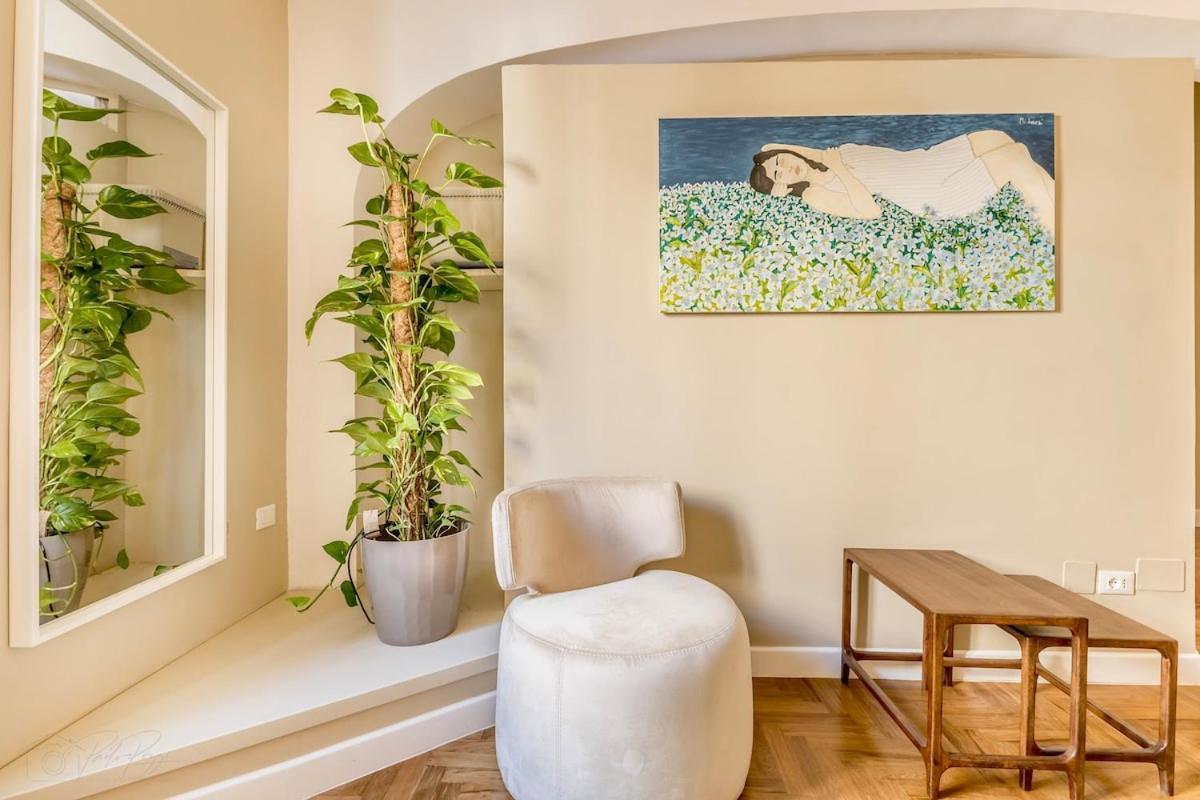 Design And Cozy In Trastevere Apartment
