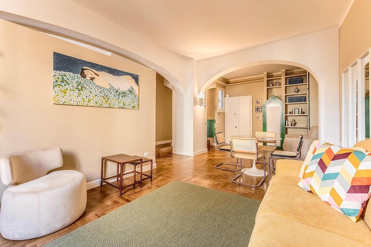 Design And Cozy In Trastevere Apartment
