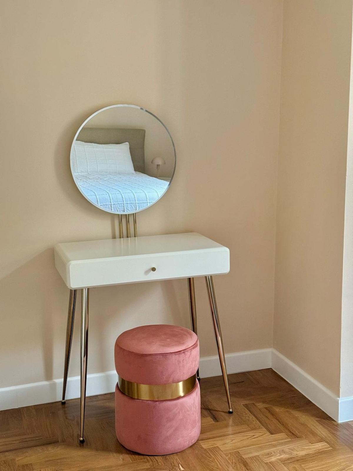 Design And Cozy In Trastevere Apartment Rome