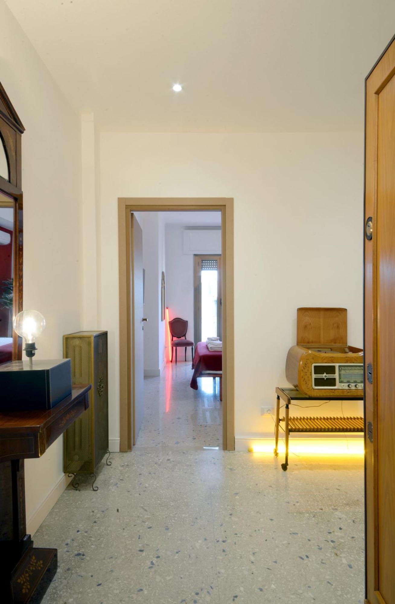 Led House * Rome