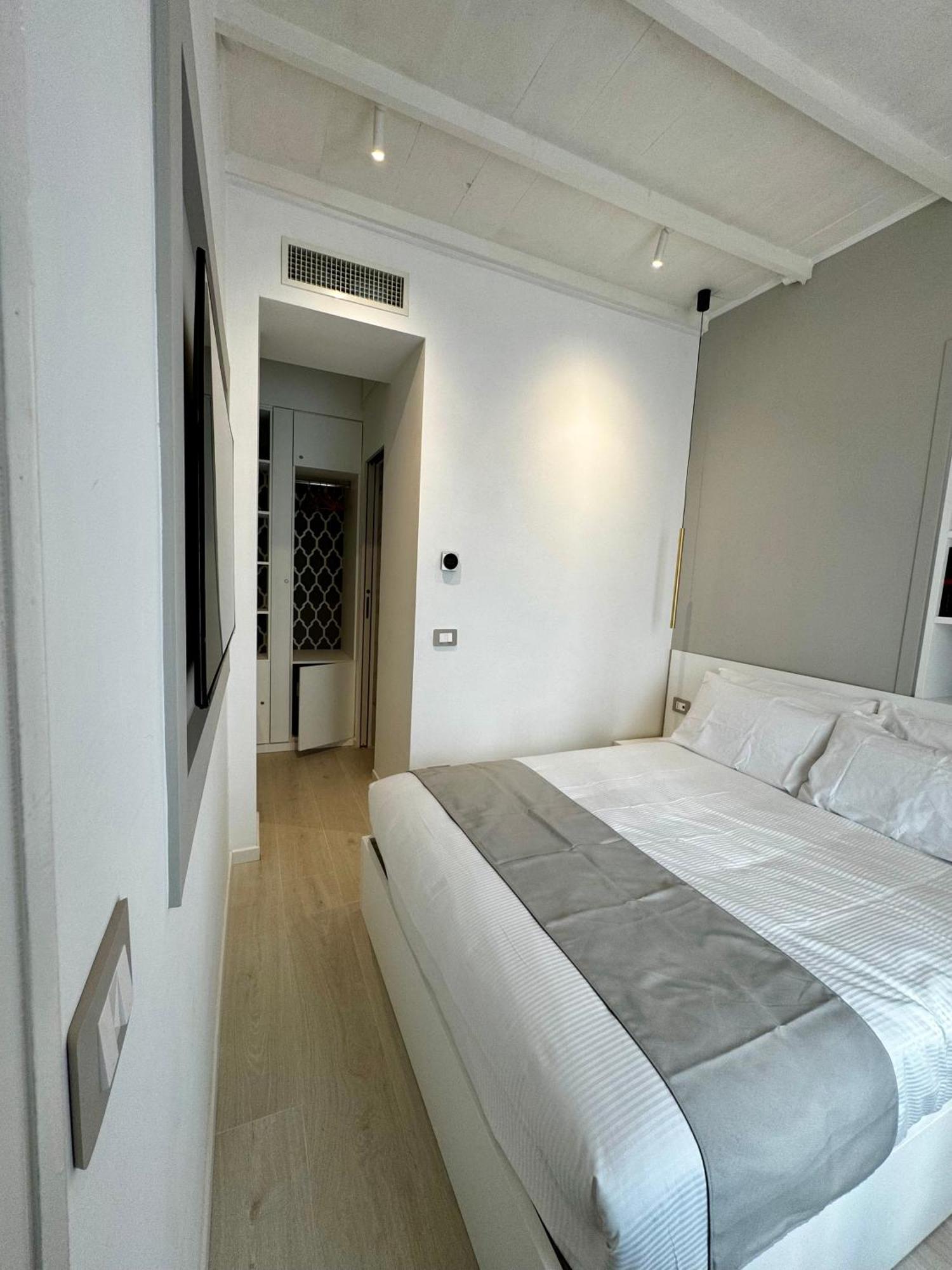 Apartment Ponte Milvio & Parking- La De Sophie *