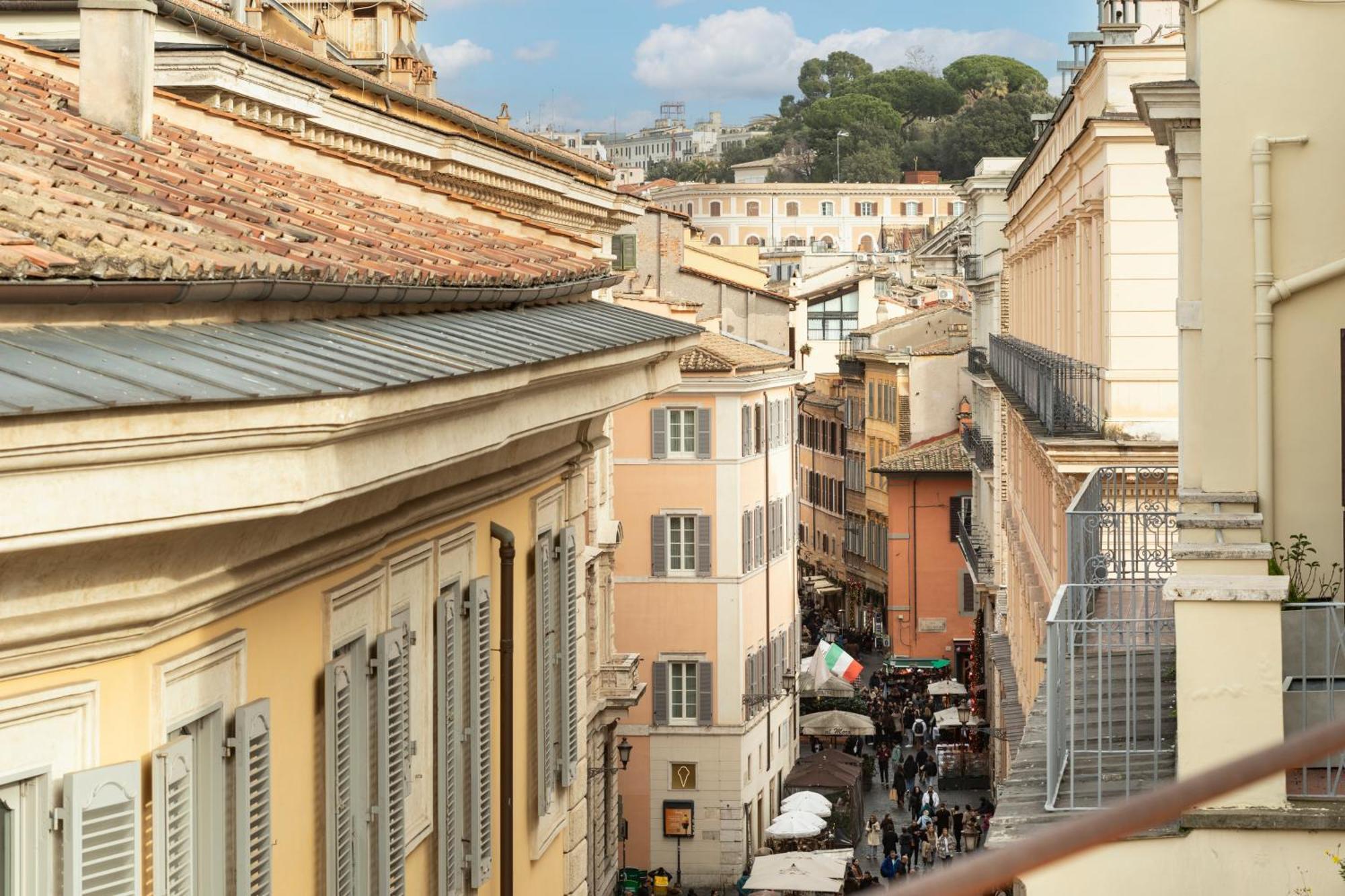 Trevi Charming Penthouse Appartamento