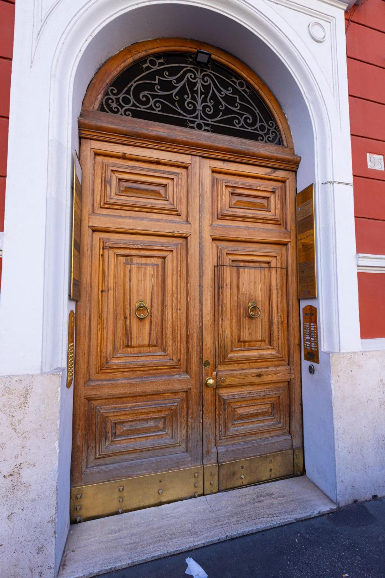La Casa Di Vittorio Boutique Ottaviano San Pietro Apartment *