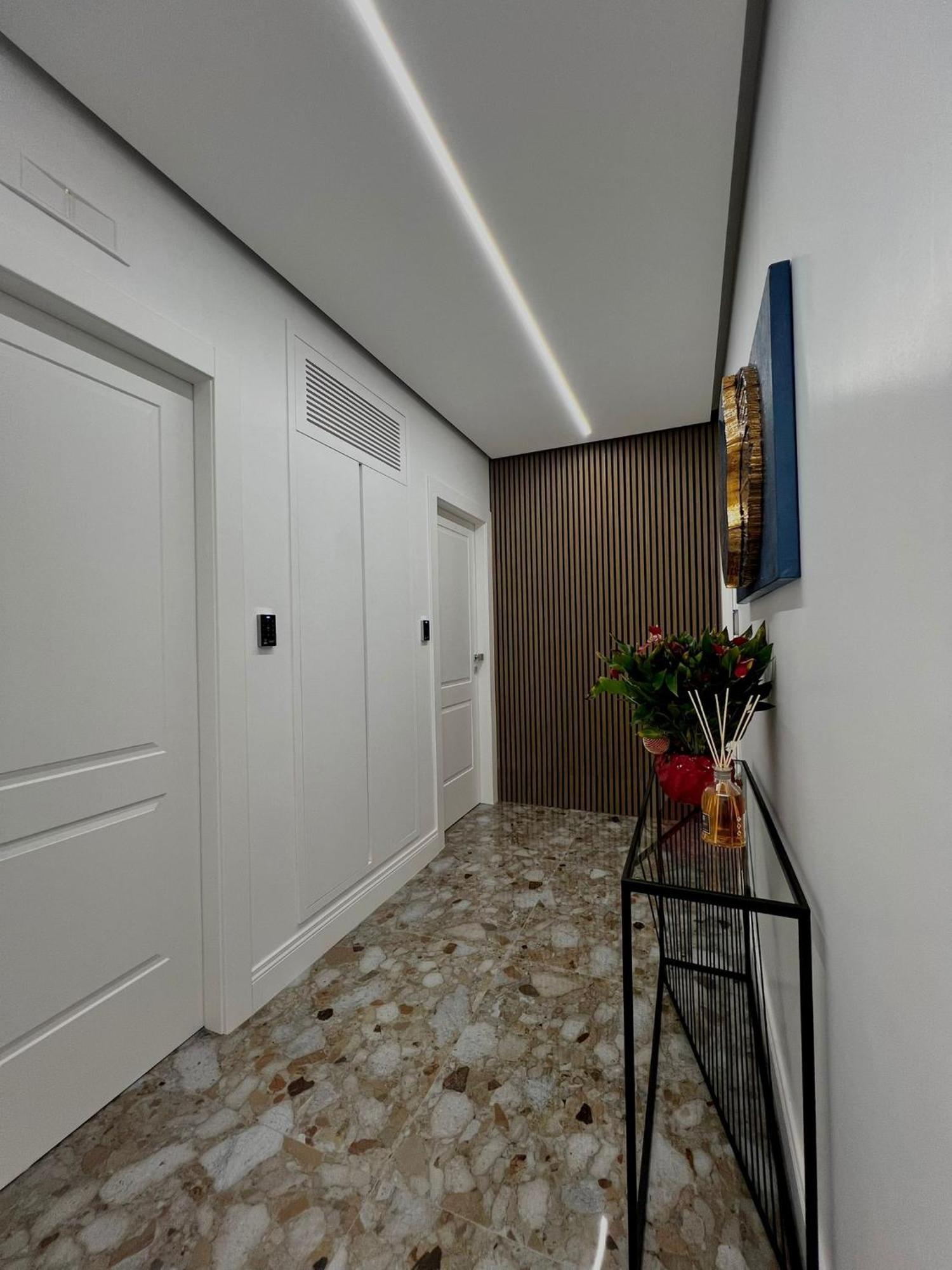 Golden House Cinecitta Guest house *