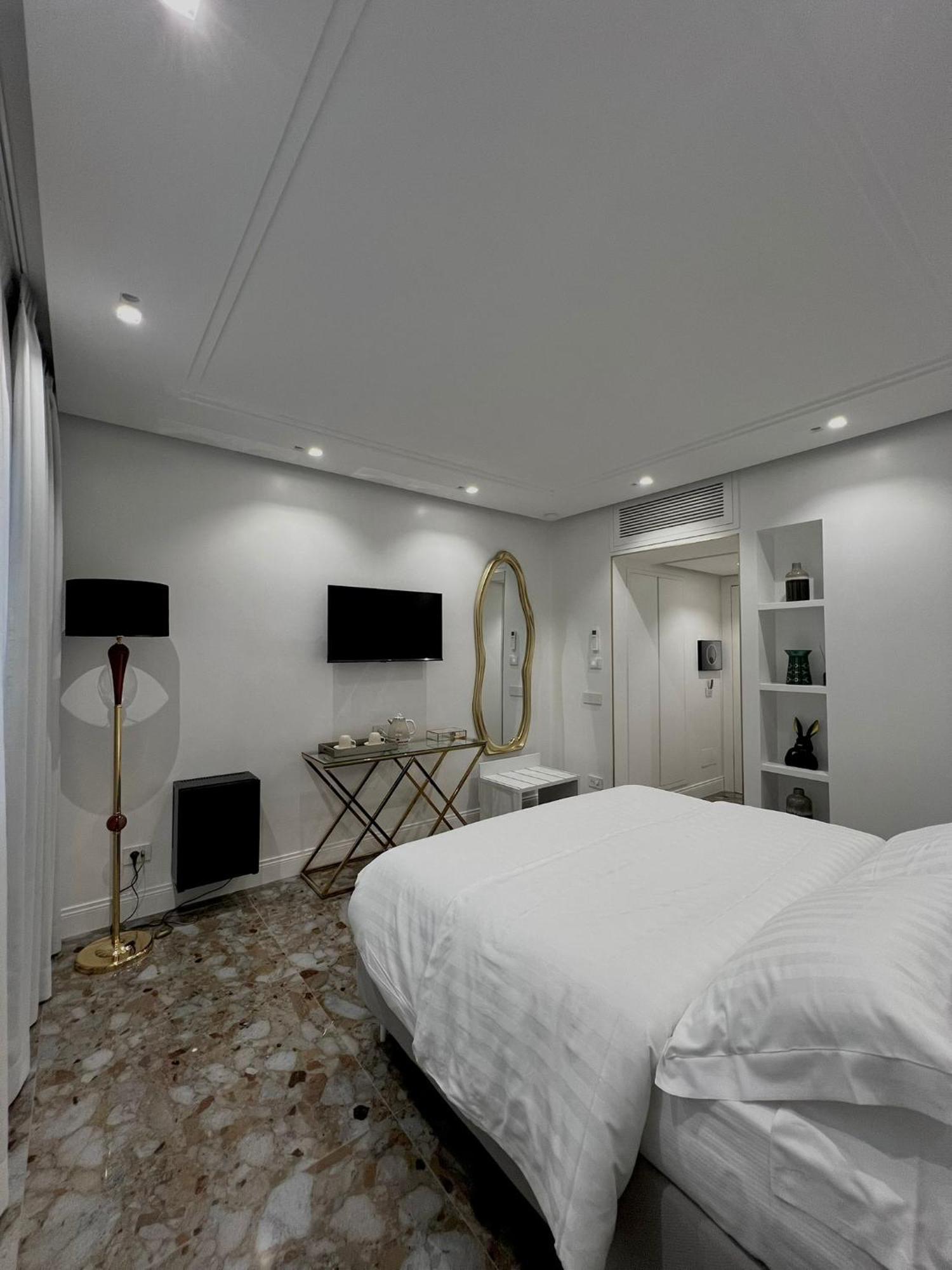 Guest house Golden House Cinecitta *