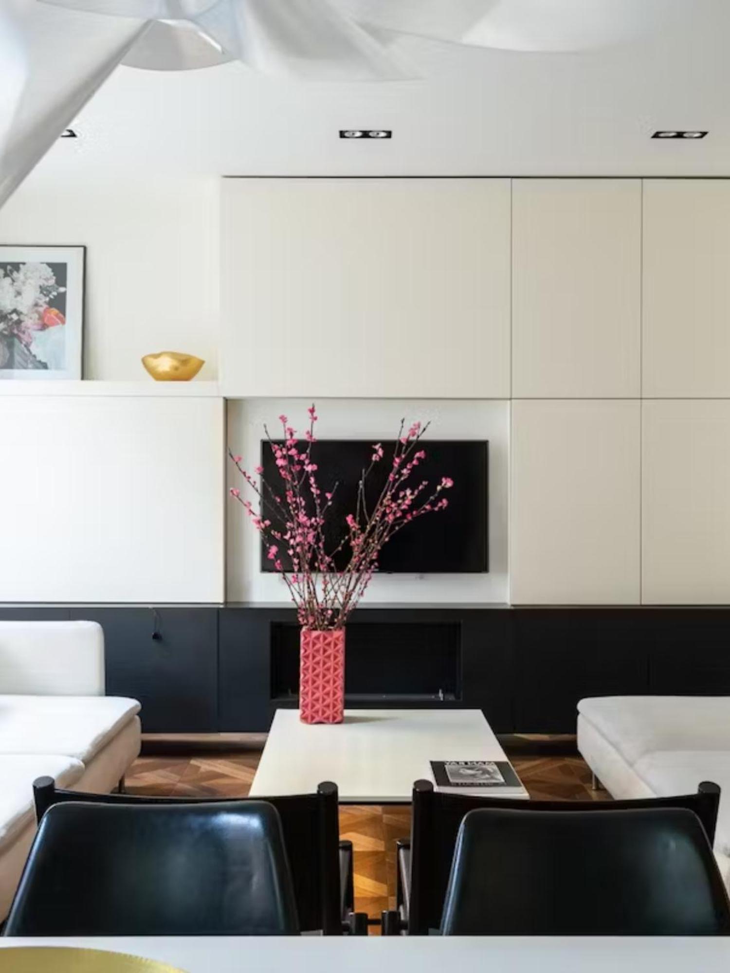 Apartment Saturn *