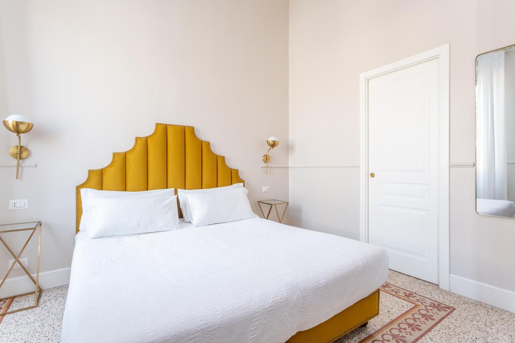 Daplace - La Mongolfiera In Navona Guest house 3*