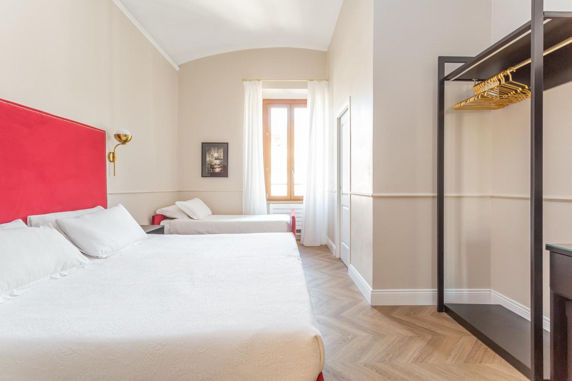 Daplace - La Mongolfiera In Navona Guest house